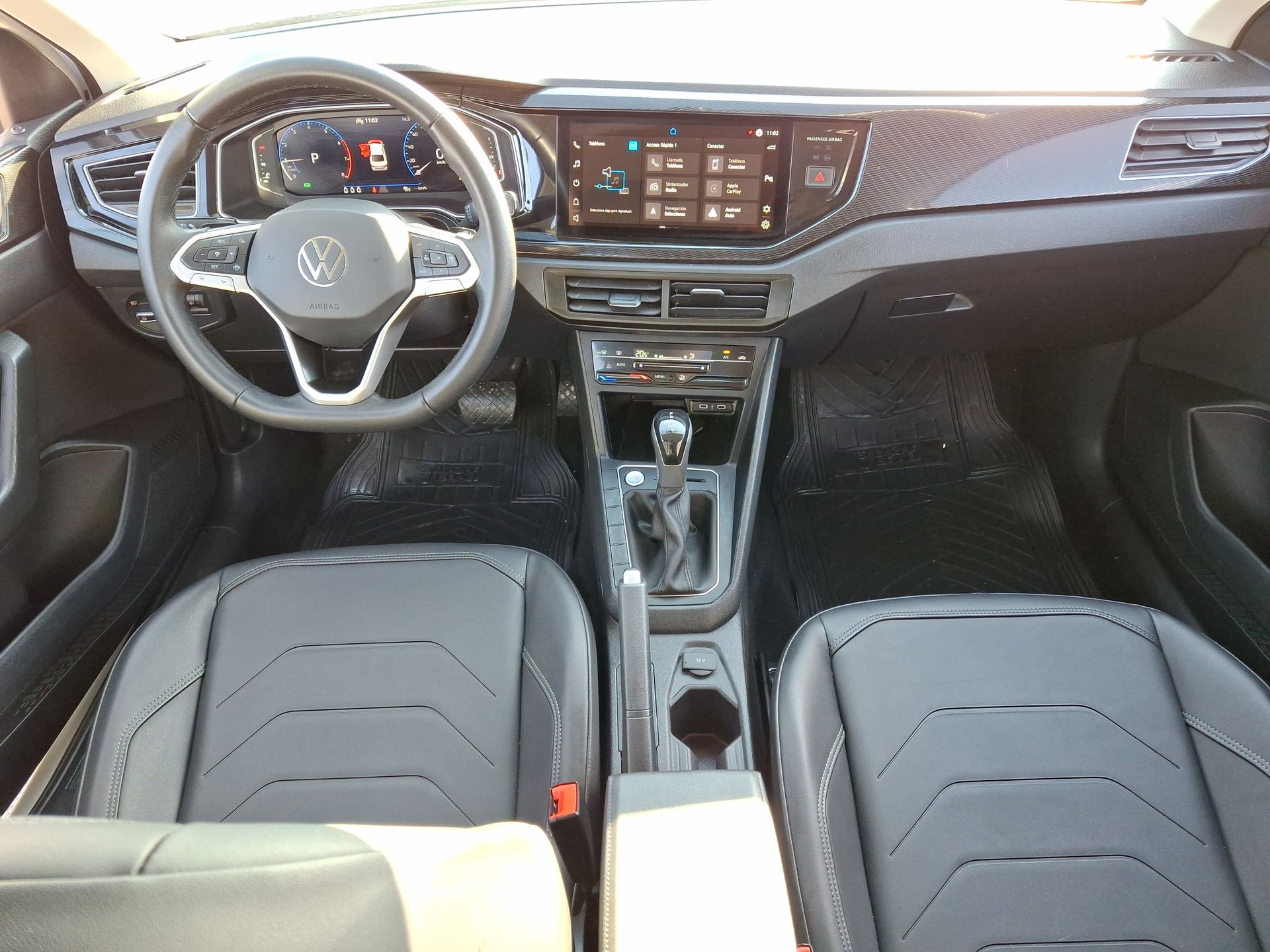 VOLKSWAGEN - 26