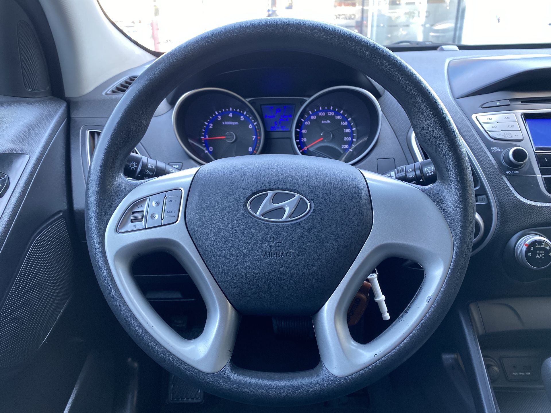 HYUNDAI - 13