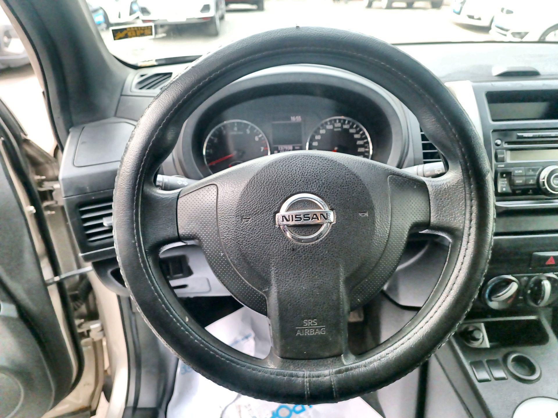 NISSAN - 22