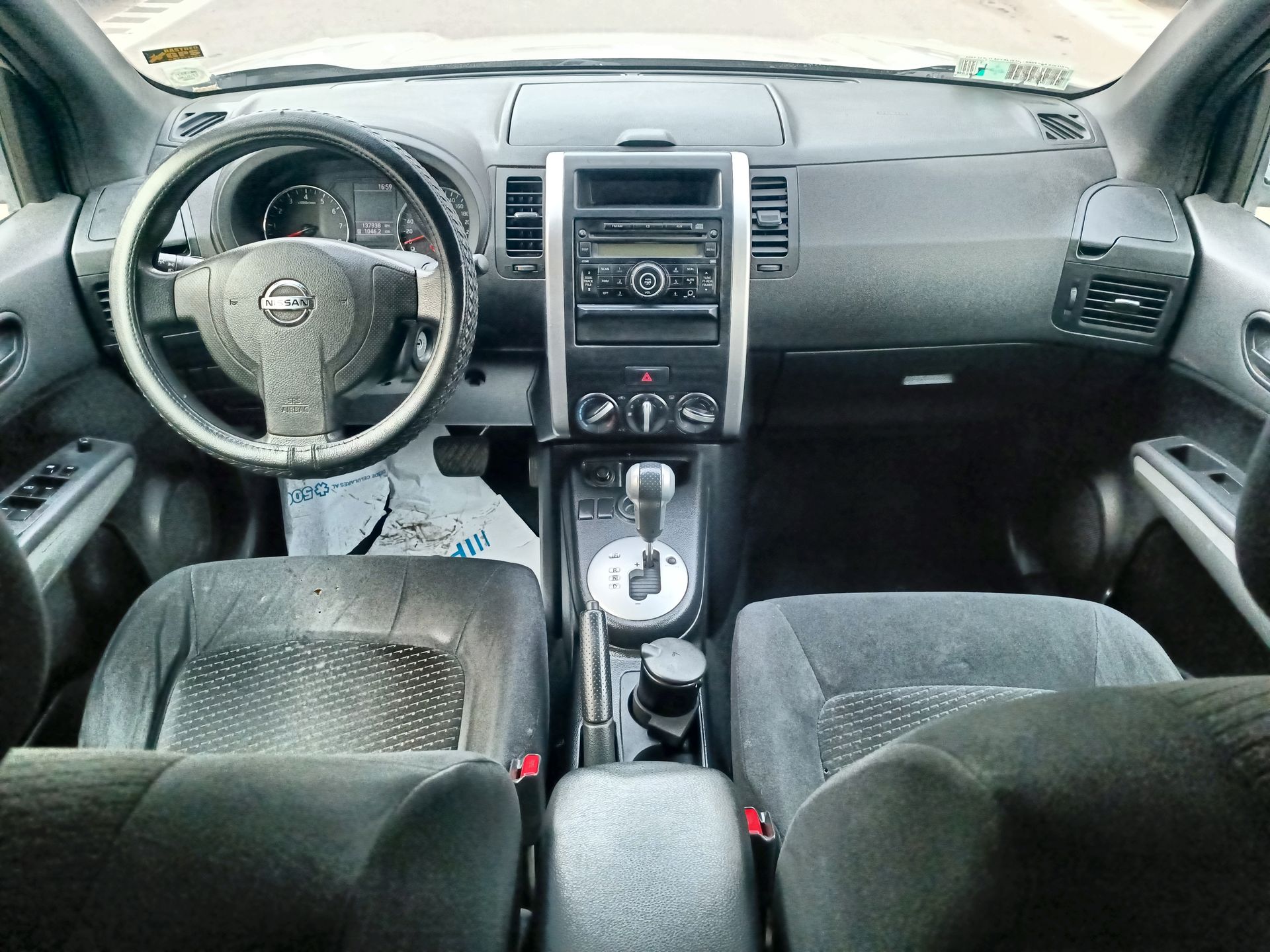 NISSAN - 9