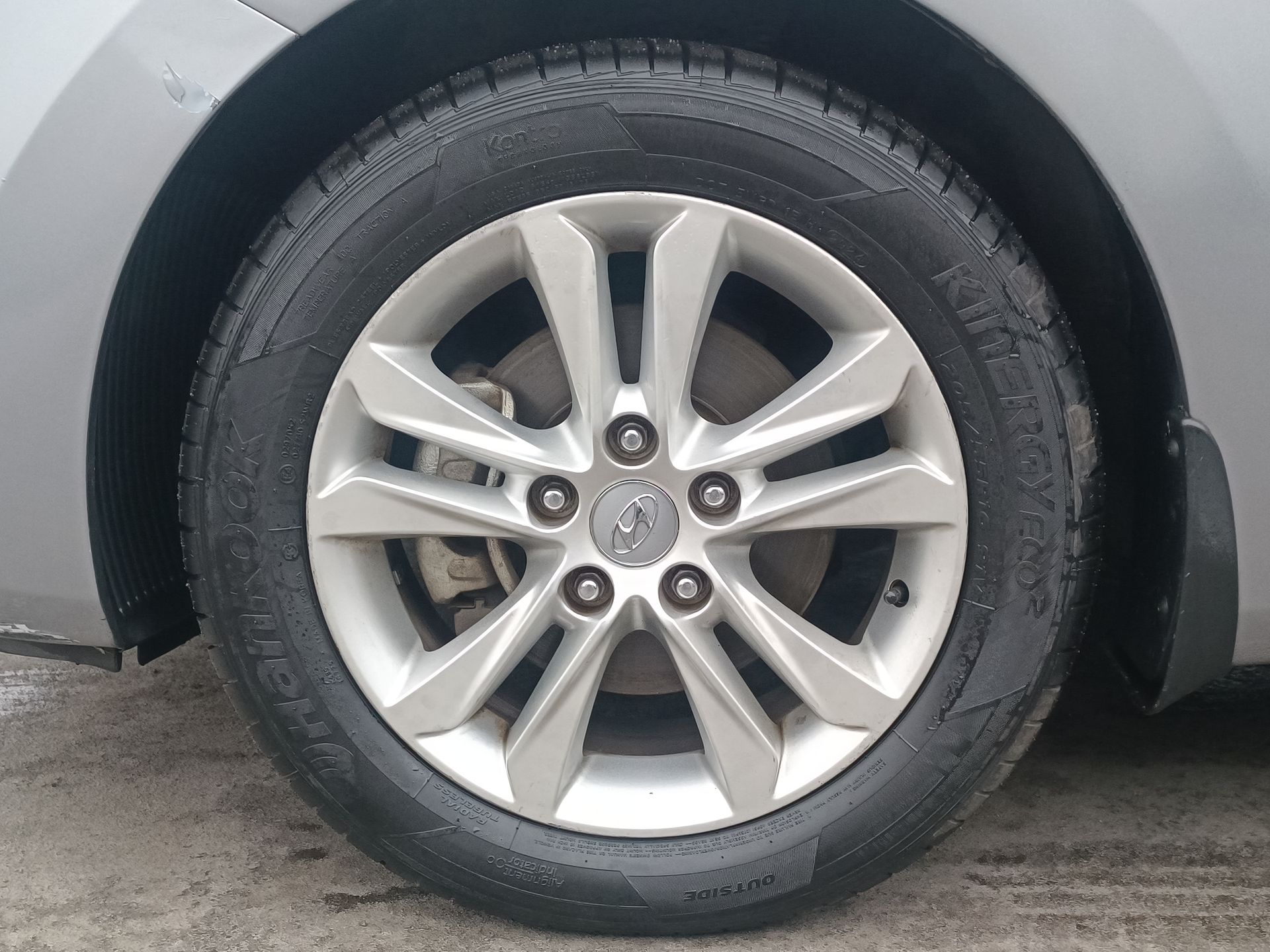 HYUNDAI - 17