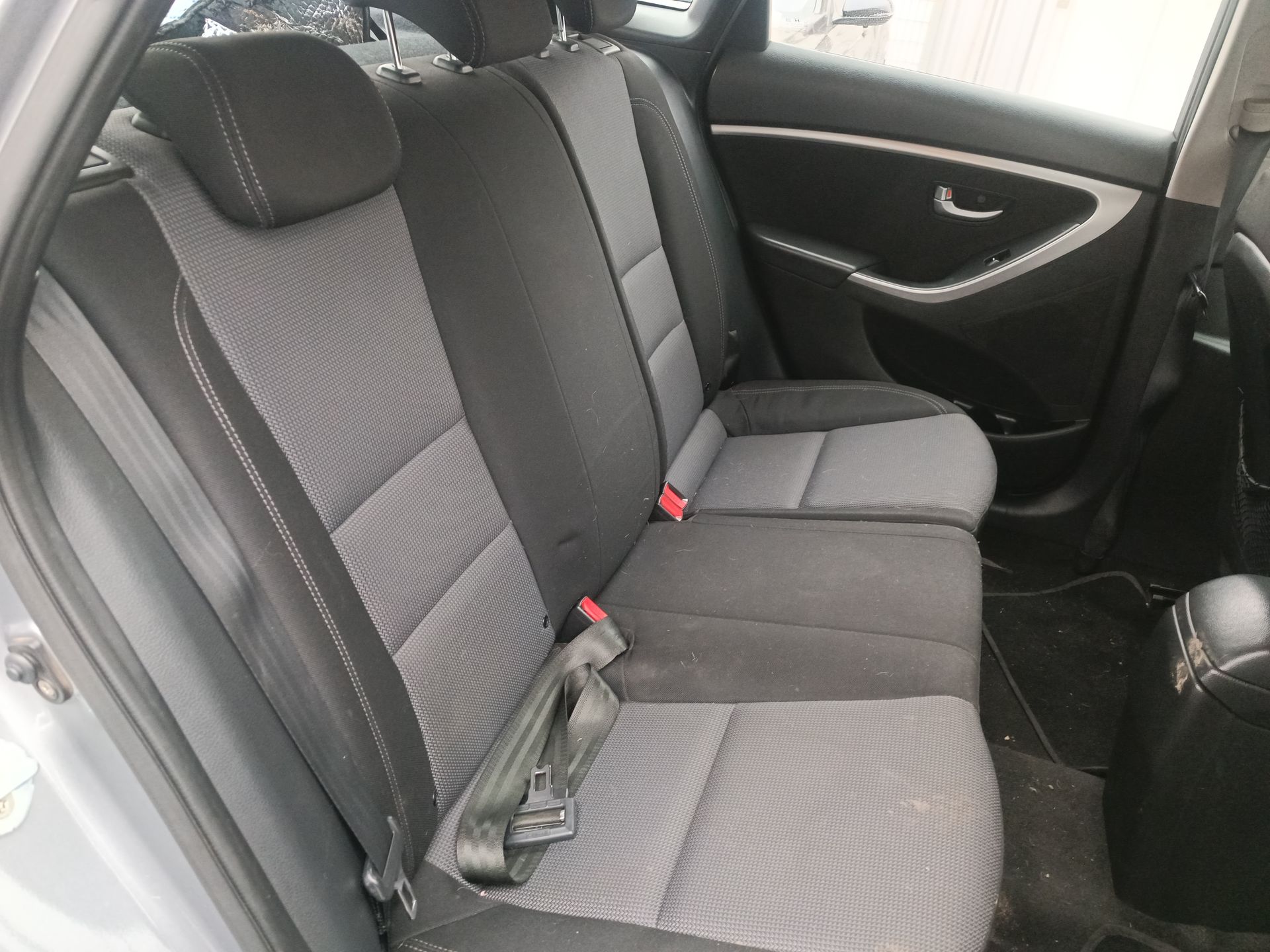 HYUNDAI - 27