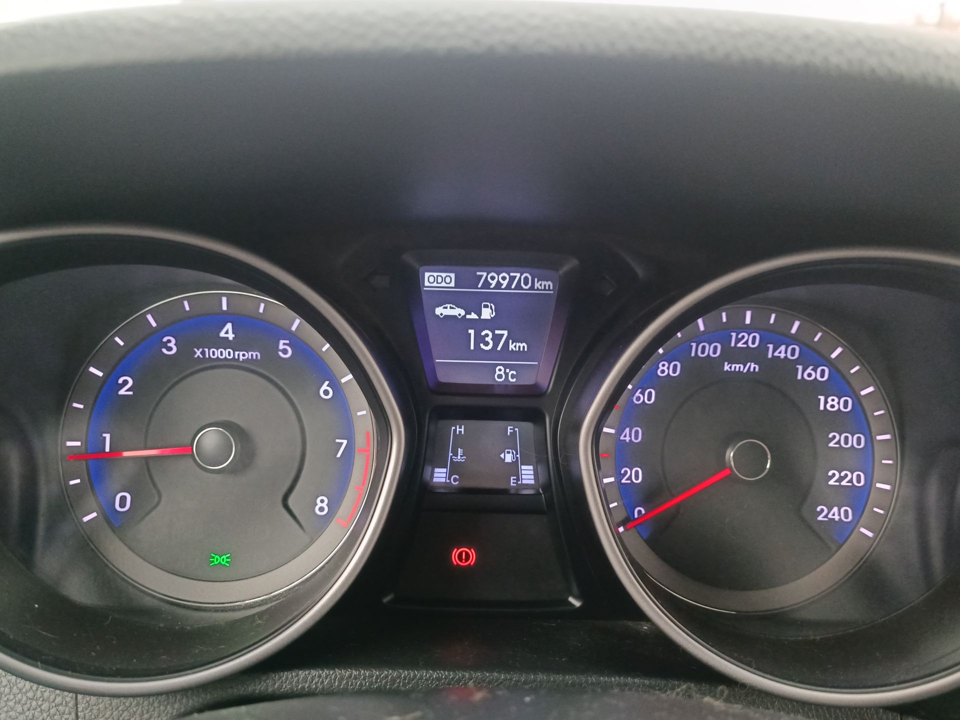 HYUNDAI - 23