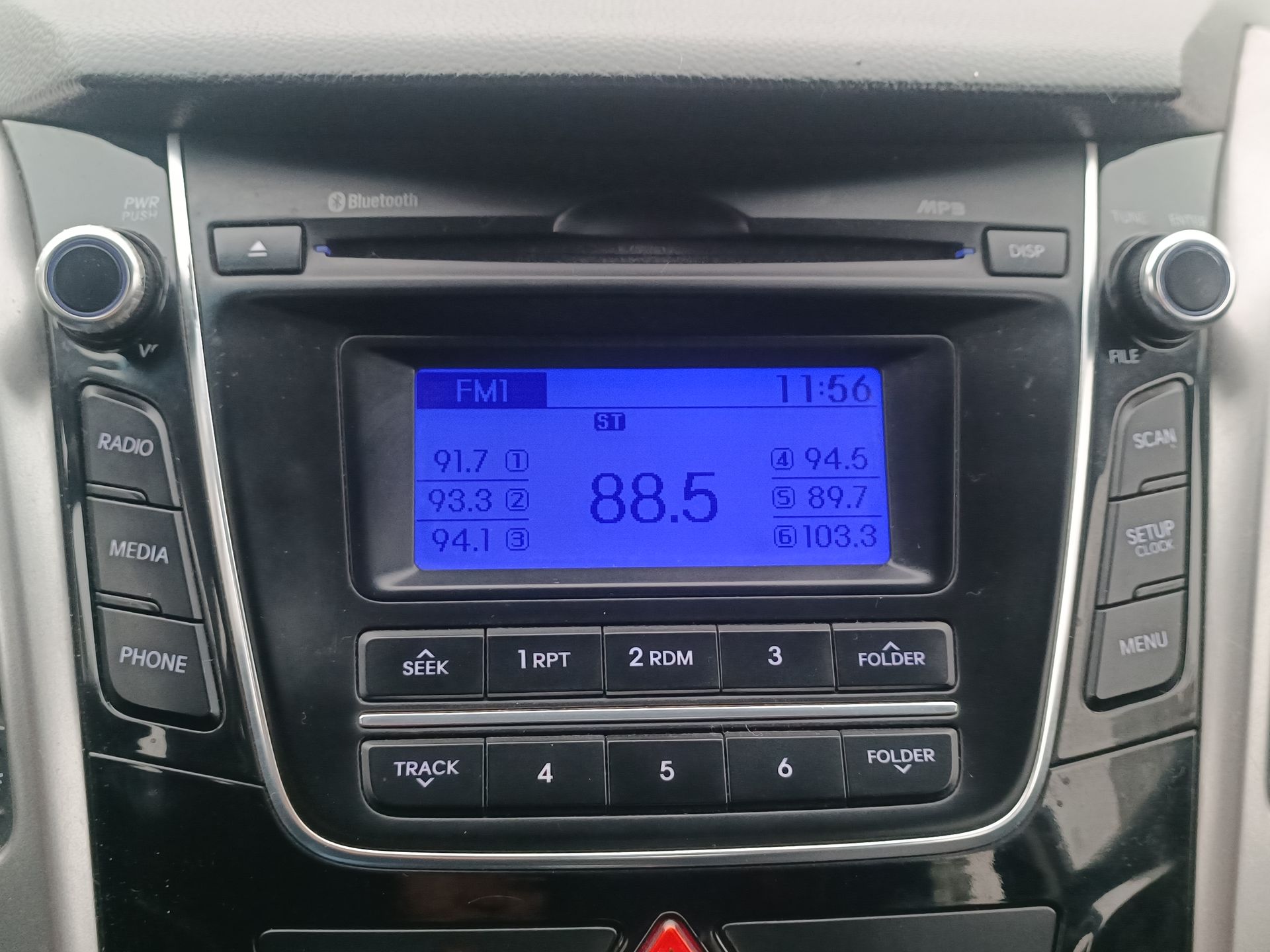 HYUNDAI - 24