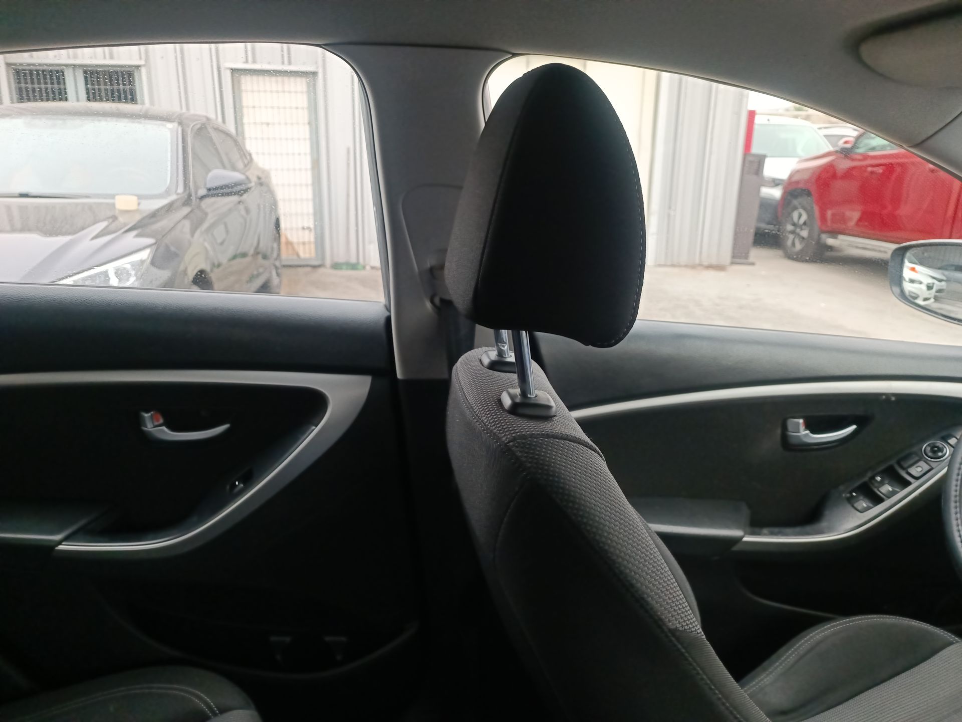 HYUNDAI - 15