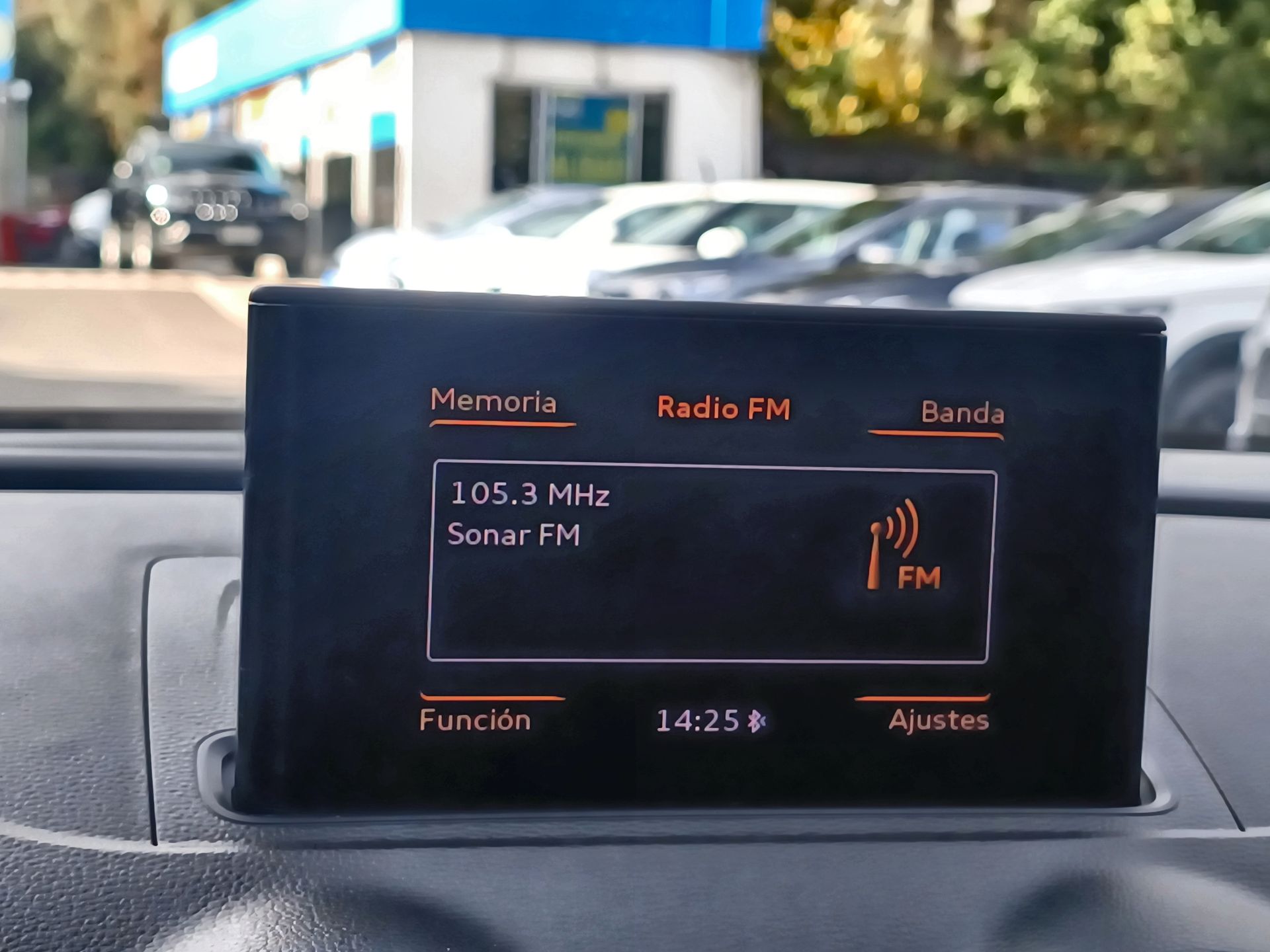 AUDI - 24