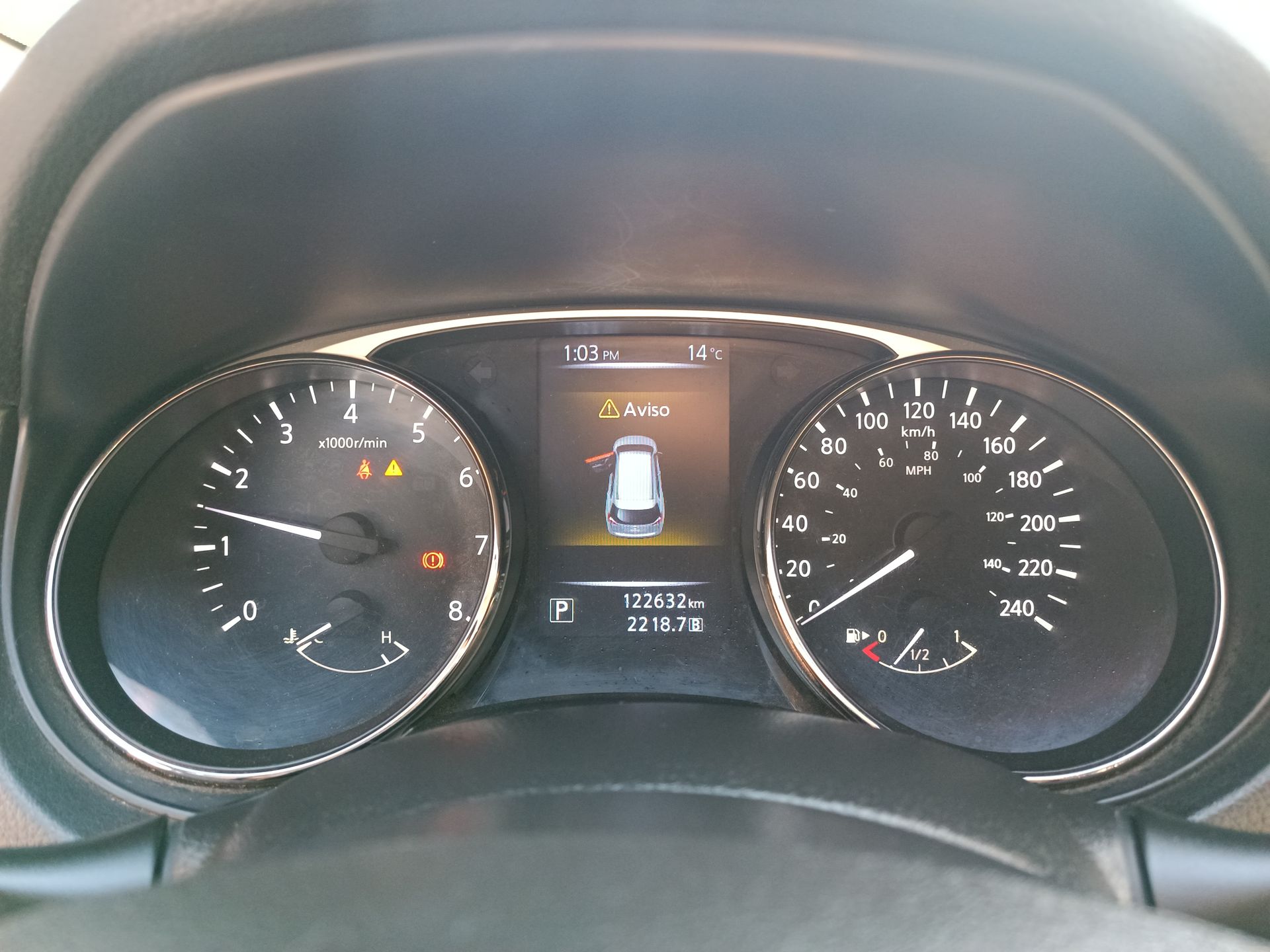 NISSAN - 23