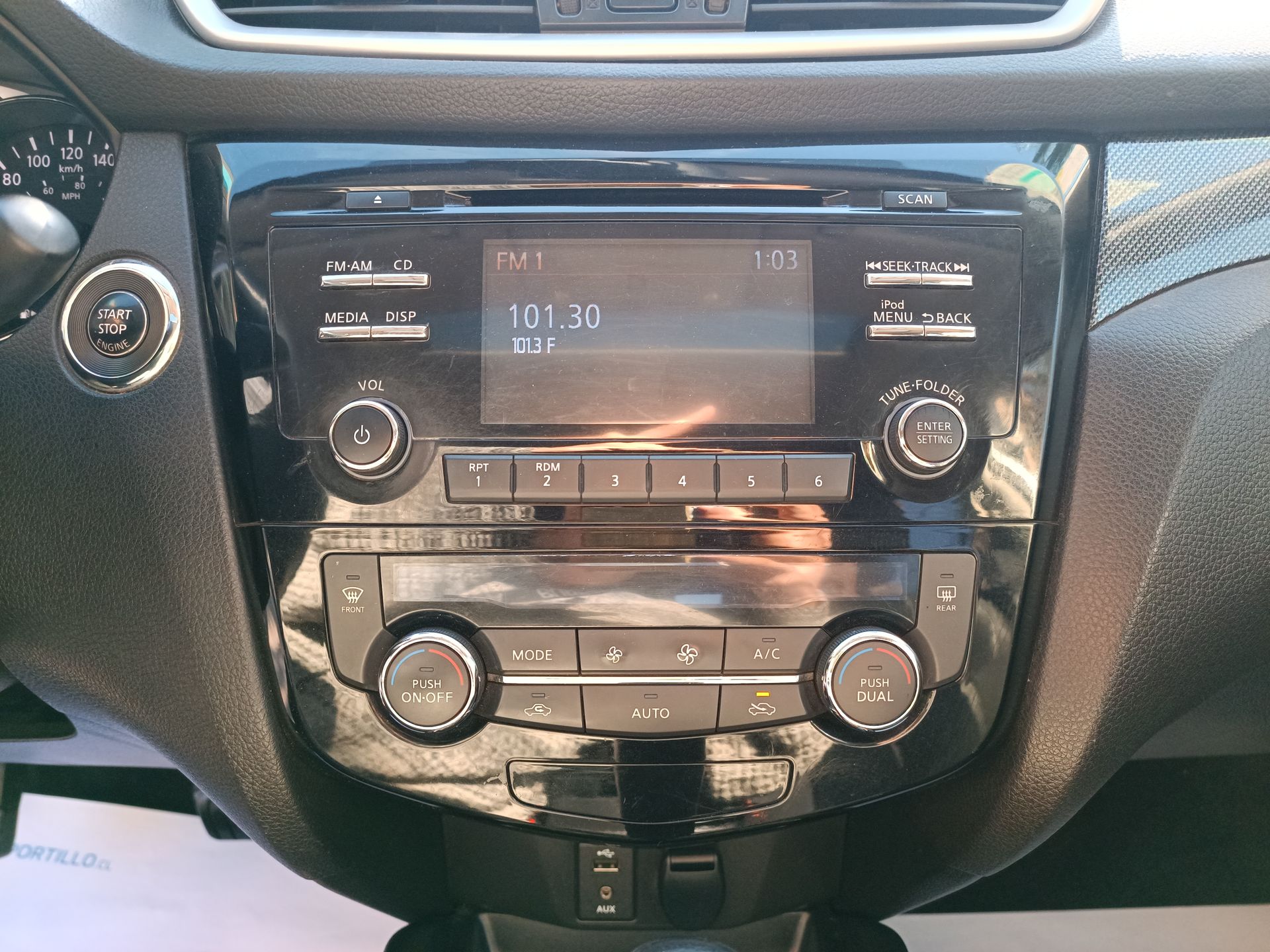 NISSAN - 24