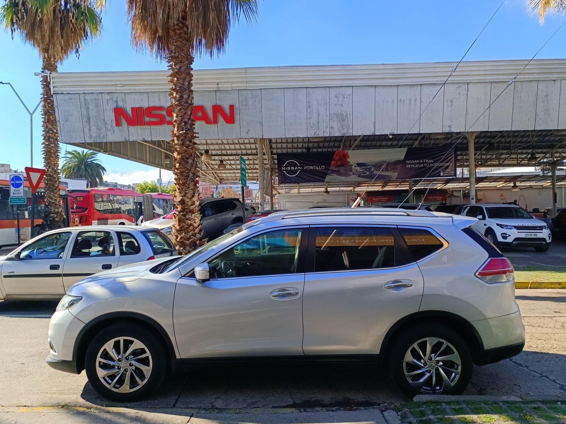 NISSAN - 4