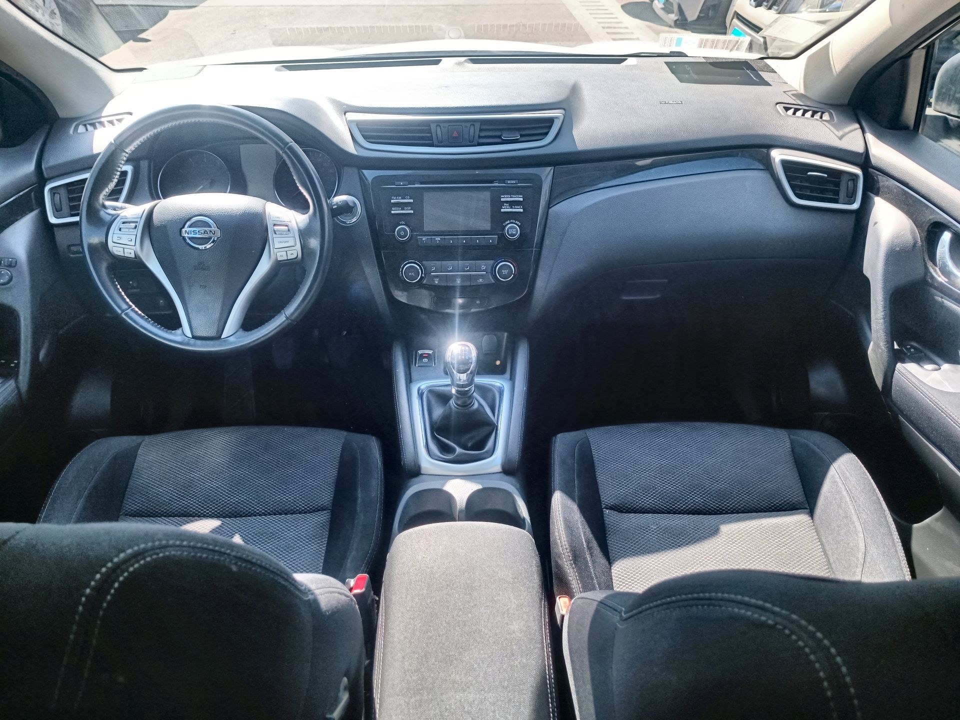 NISSAN - 9