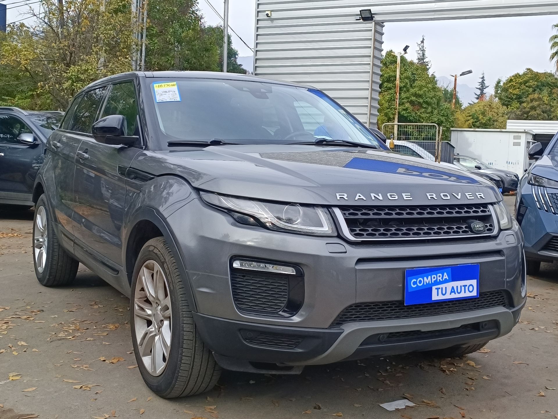 LAND ROVER - 1