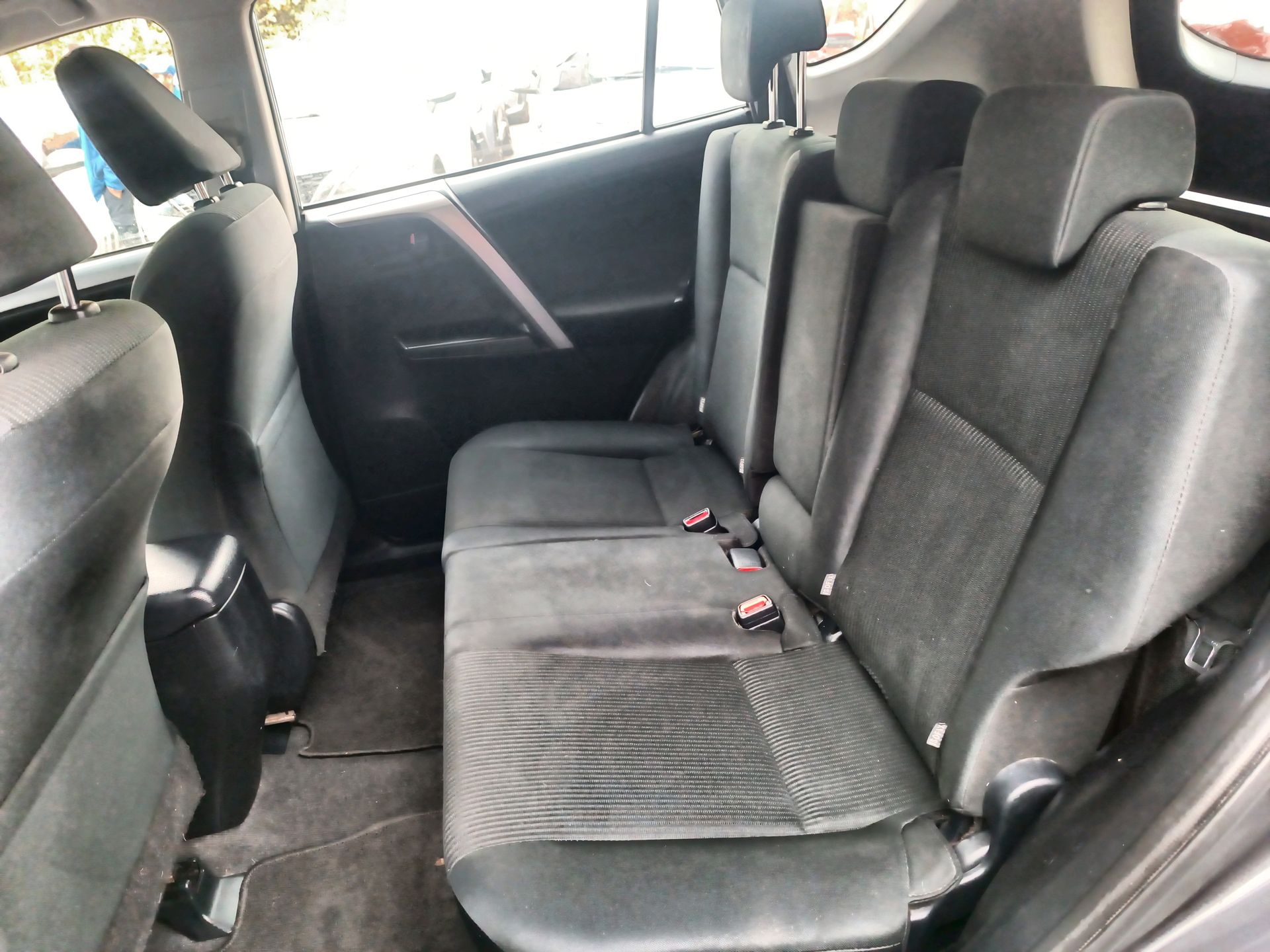 TOYOTA - 28