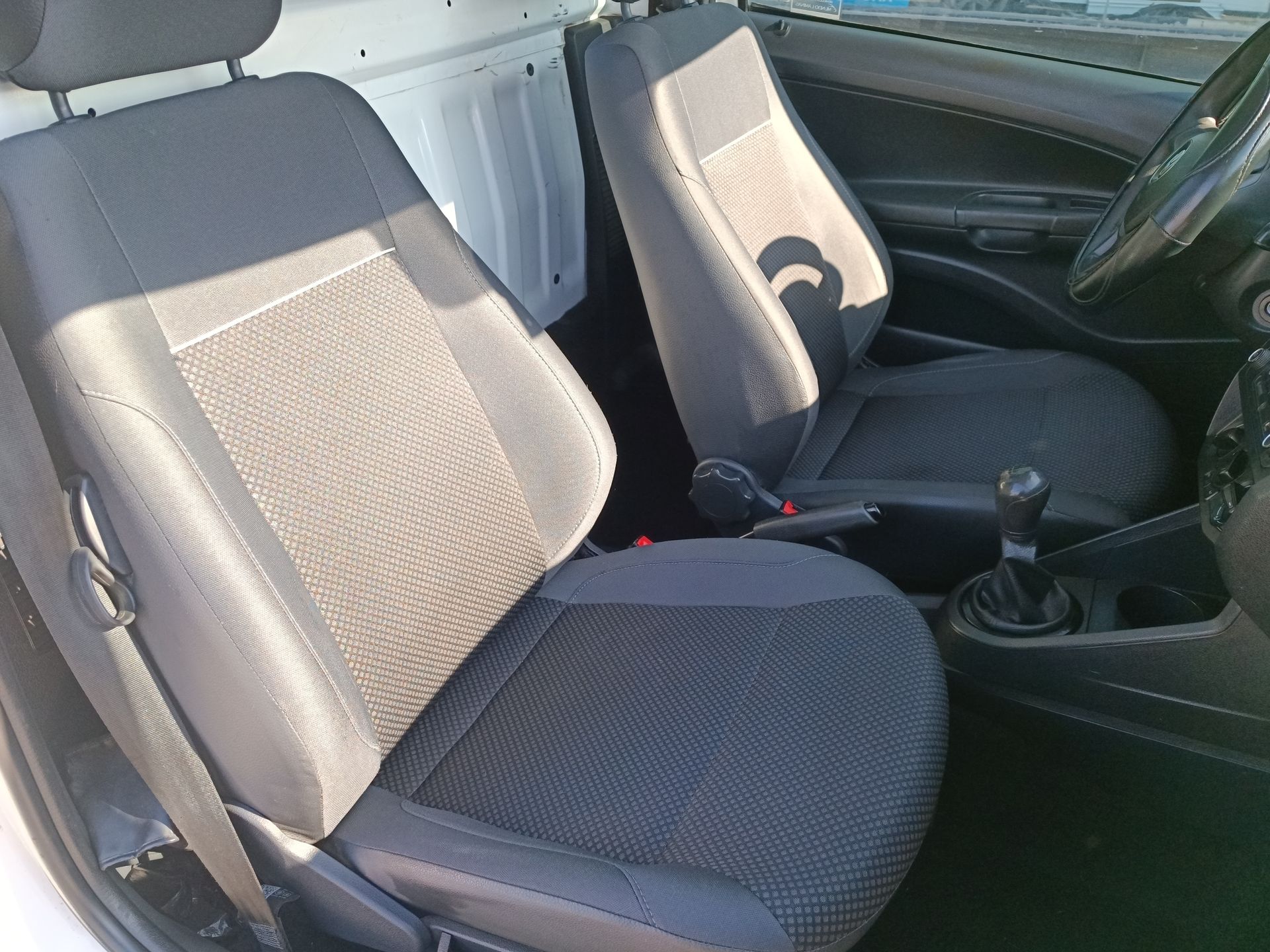 VOLKSWAGEN - 26