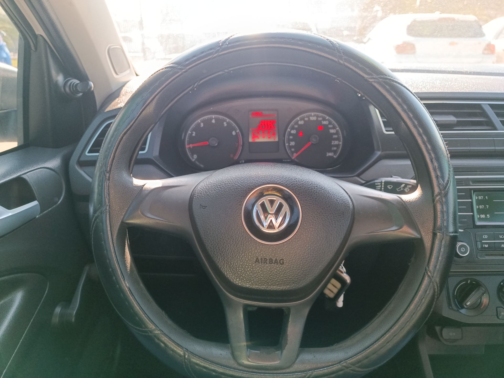 VOLKSWAGEN - 22