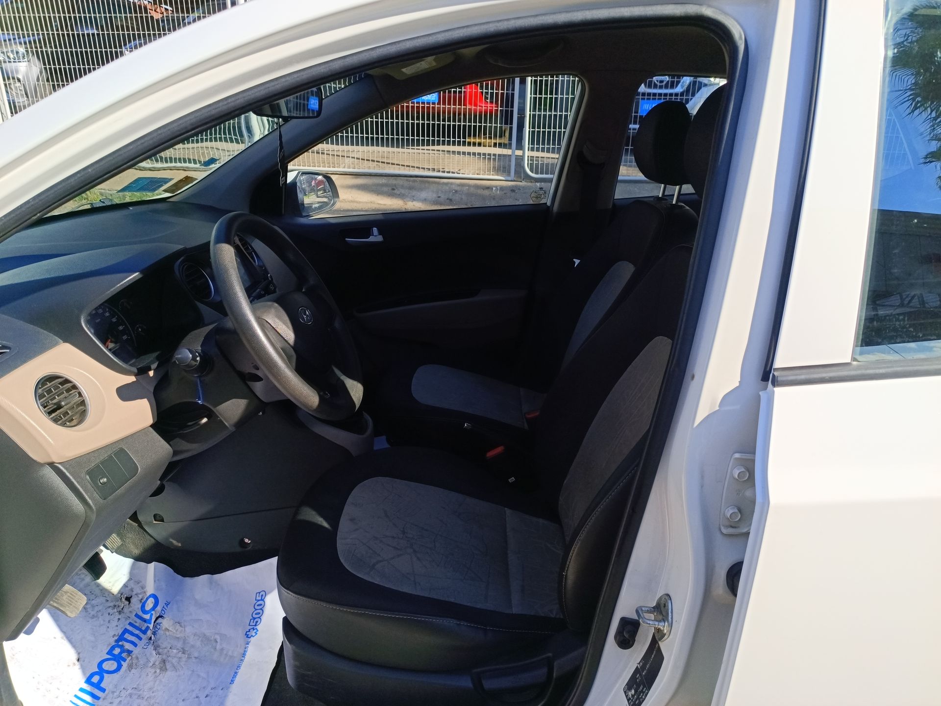 HYUNDAI - 21