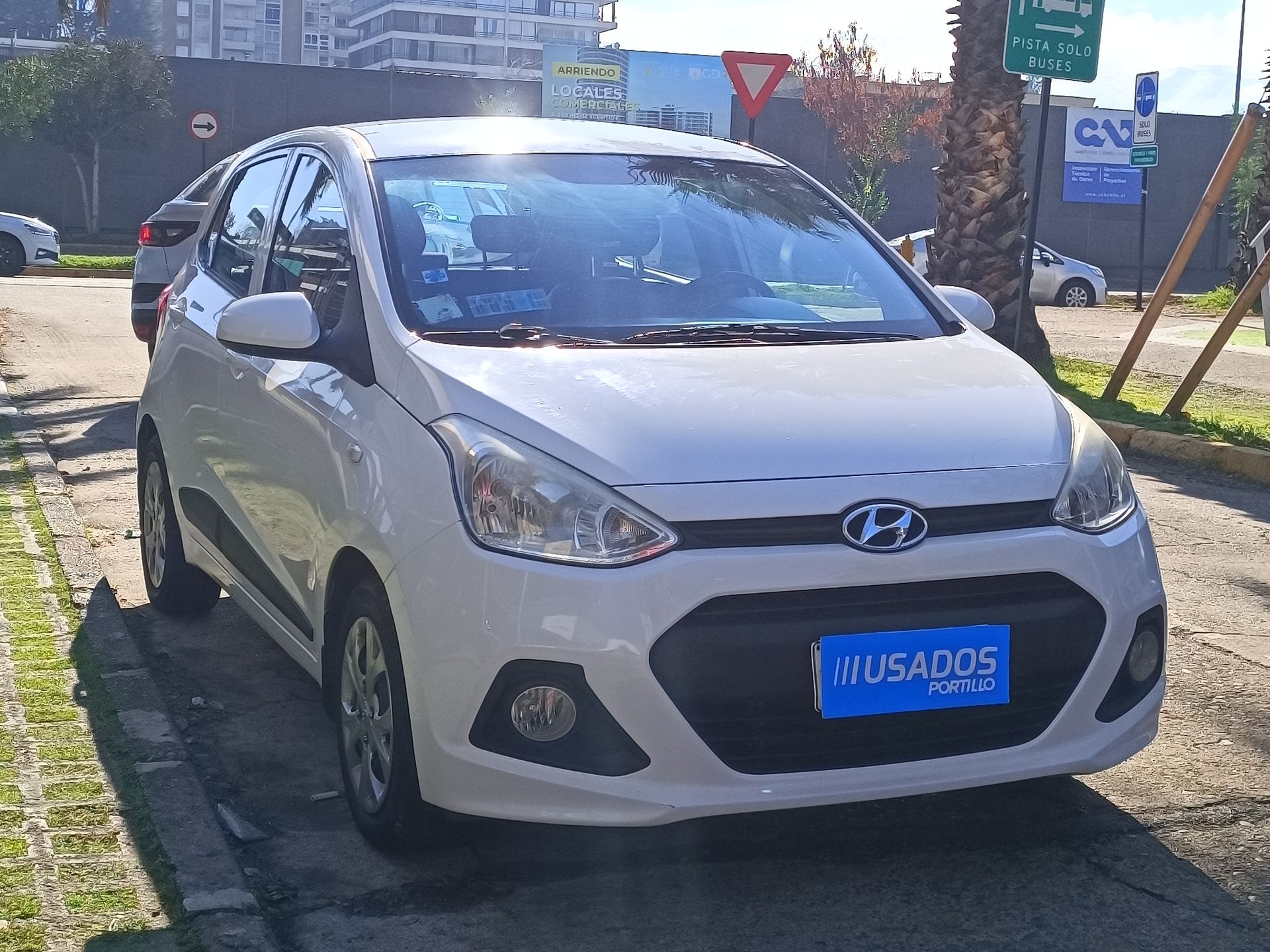 HYUNDAI - 1
