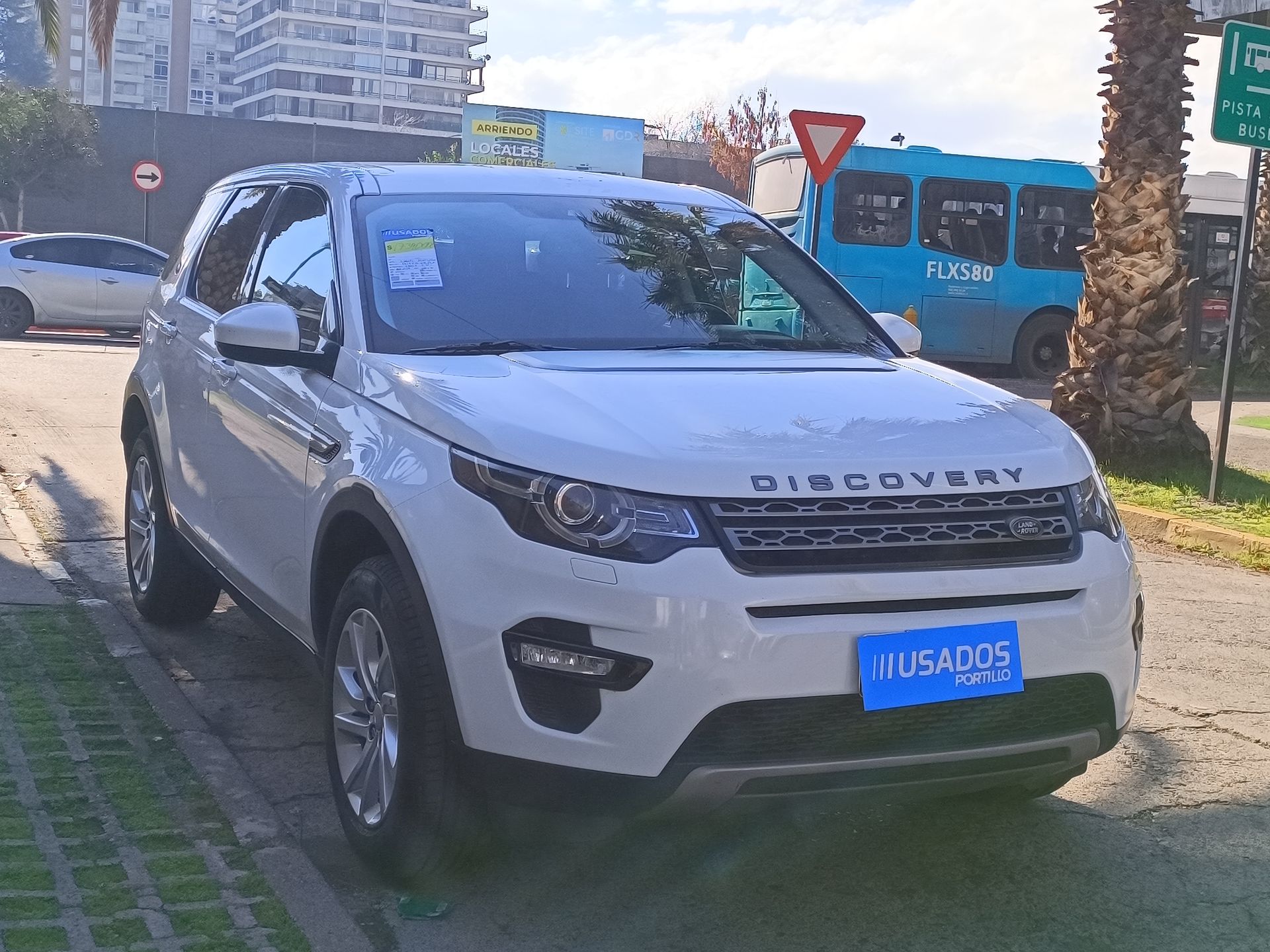 LAND ROVER - 1