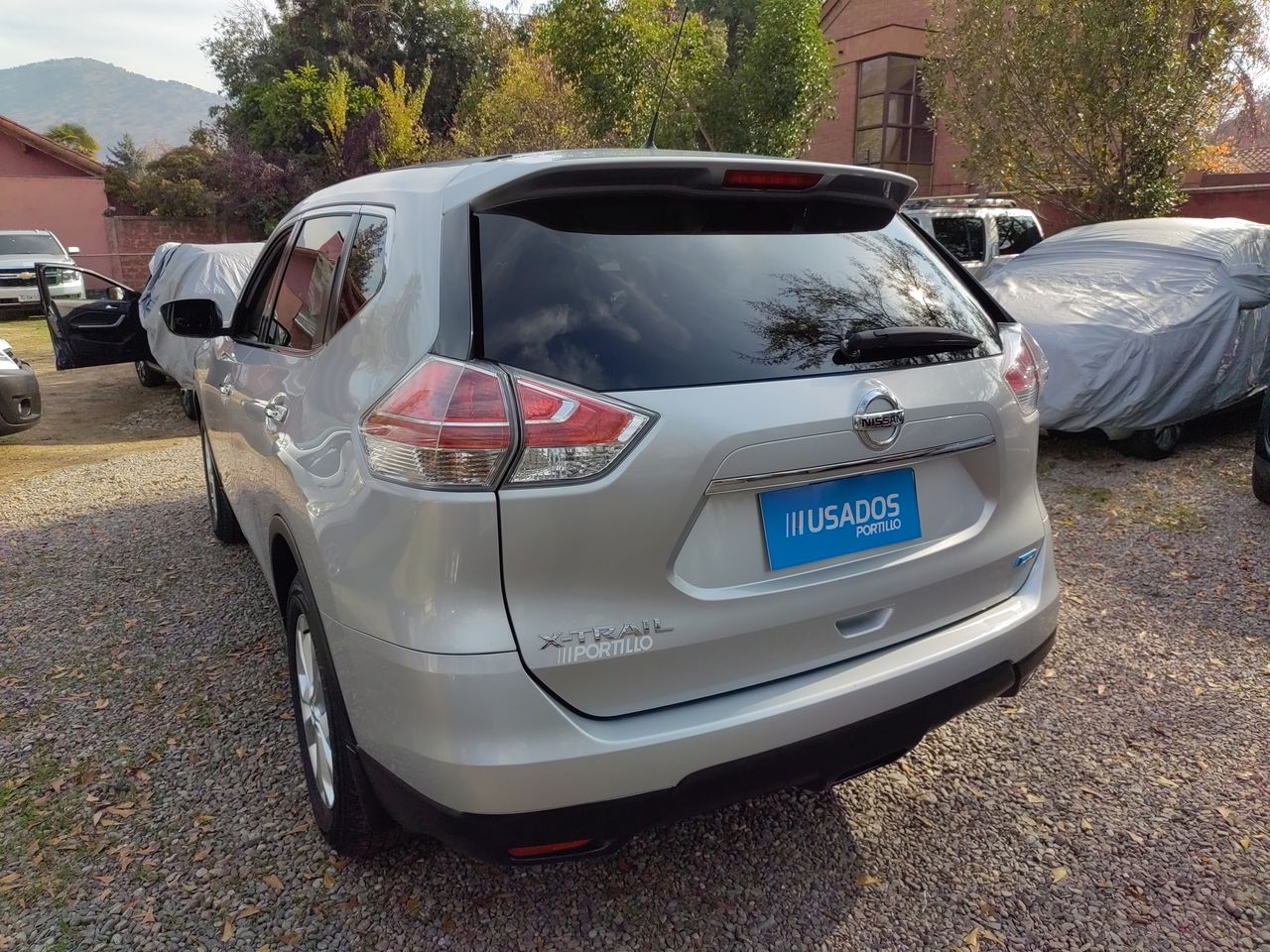 NISSAN - 8