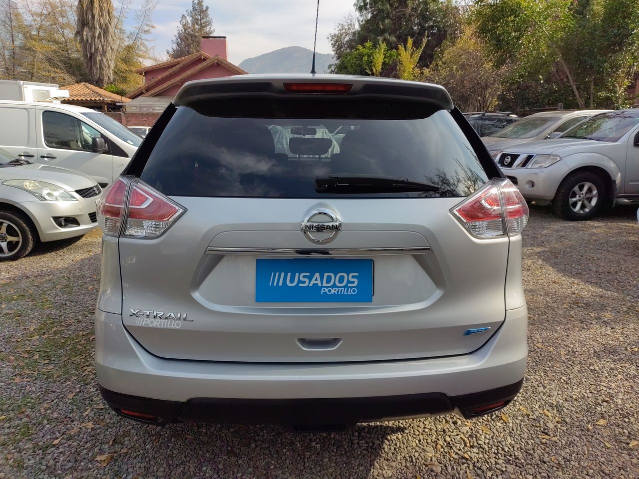 NISSAN - 9