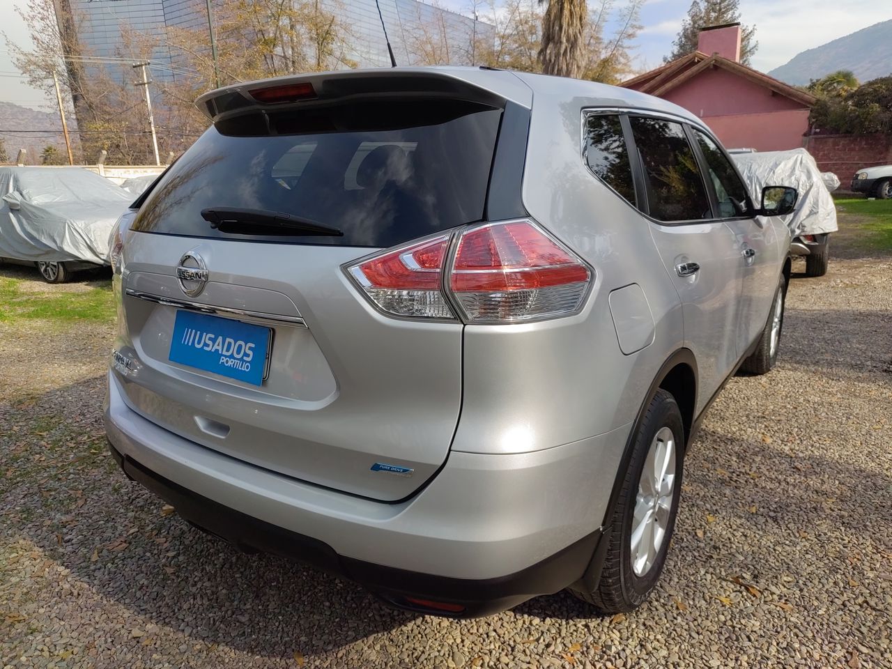NISSAN - 10