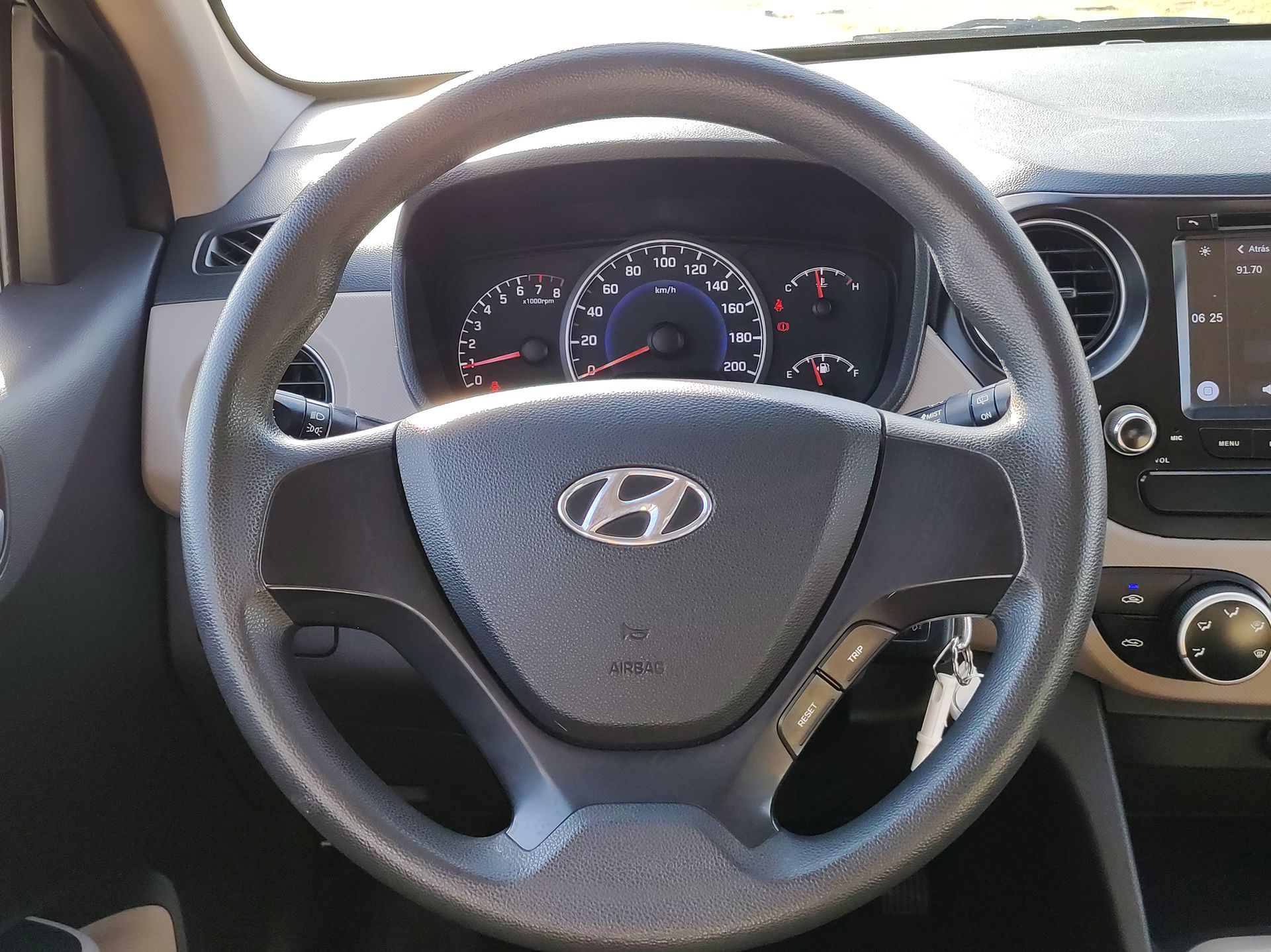 HYUNDAI - 19