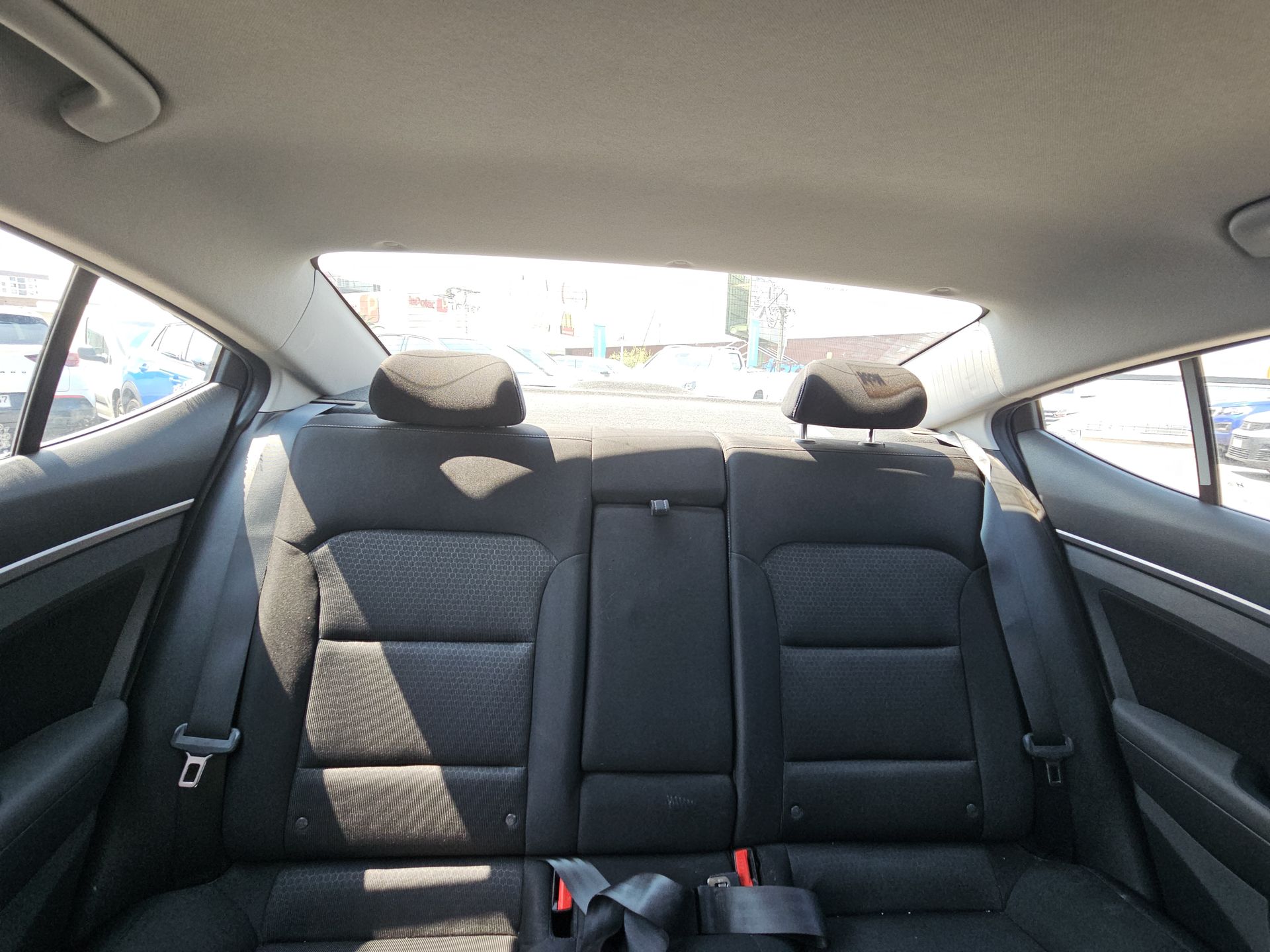 HYUNDAI - 19
