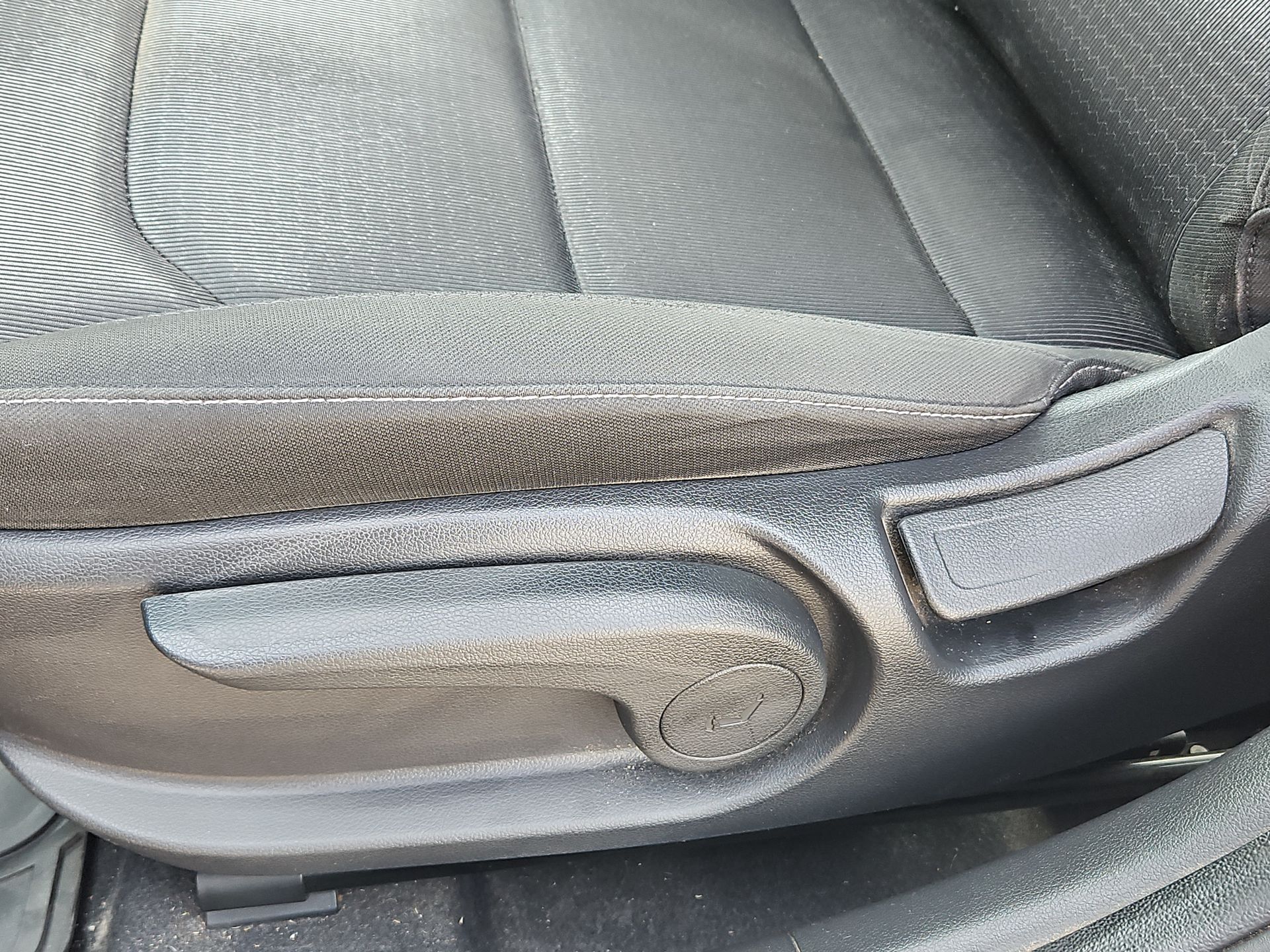 HYUNDAI - 11