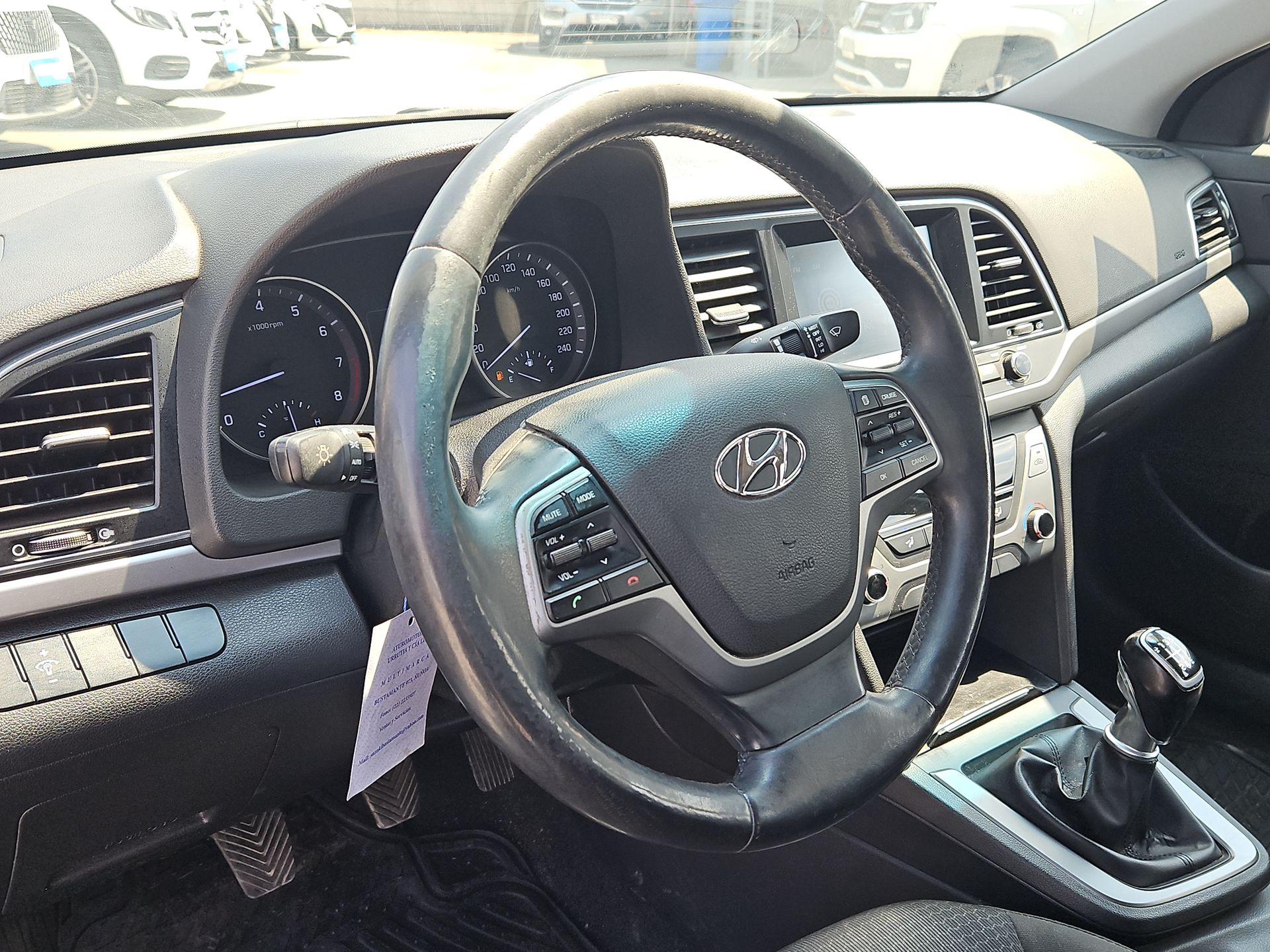 HYUNDAI - 13