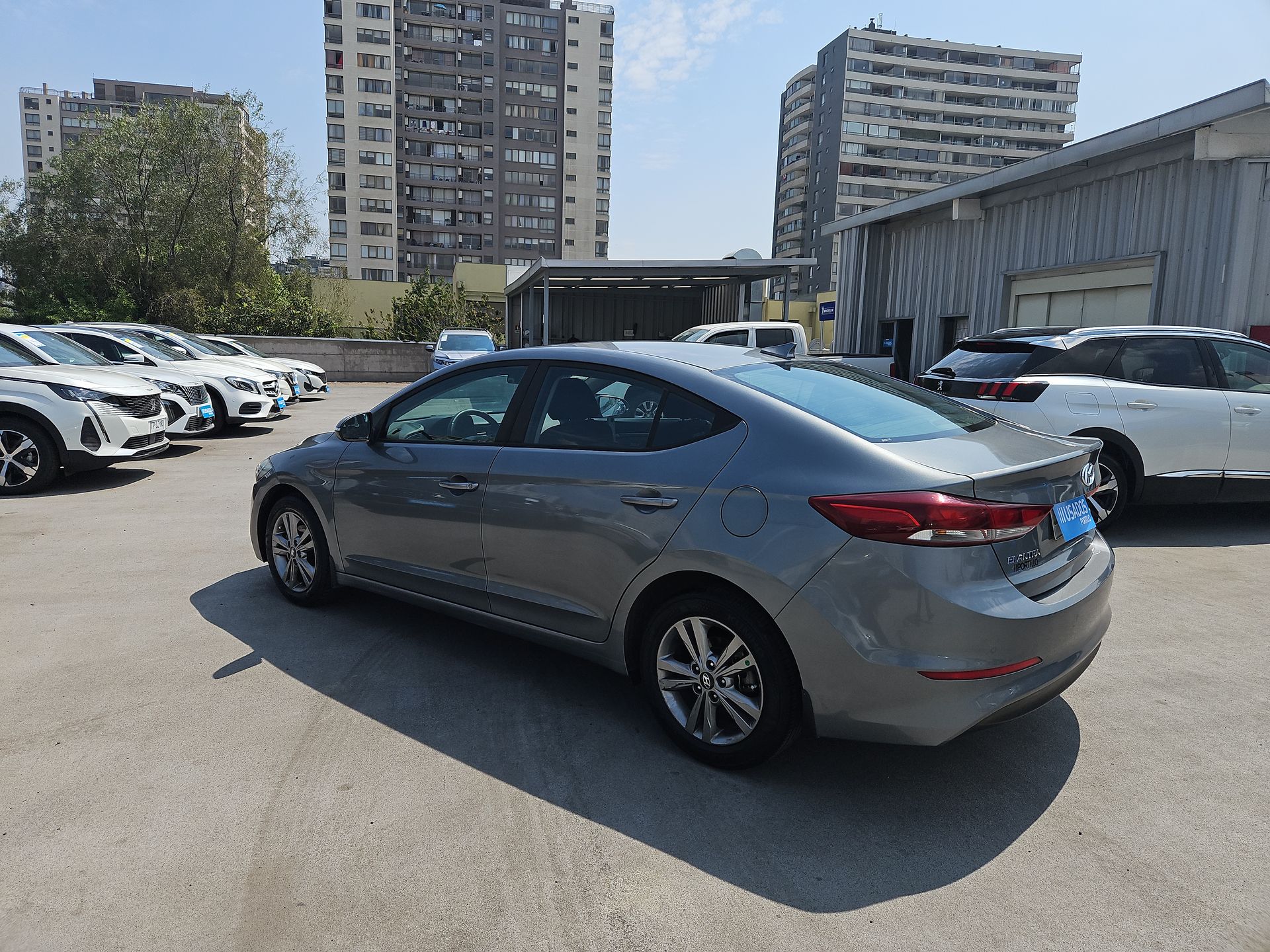 HYUNDAI - 5