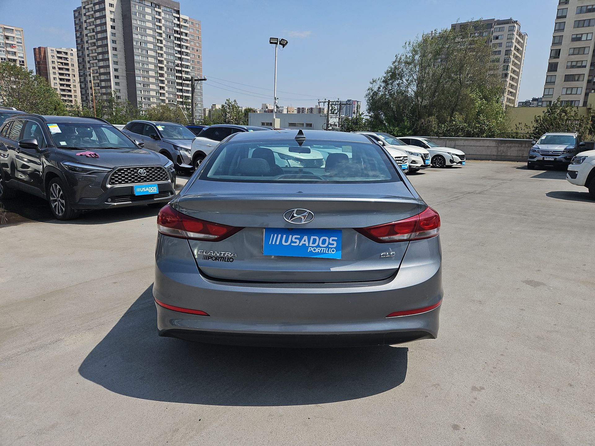 HYUNDAI - 6
