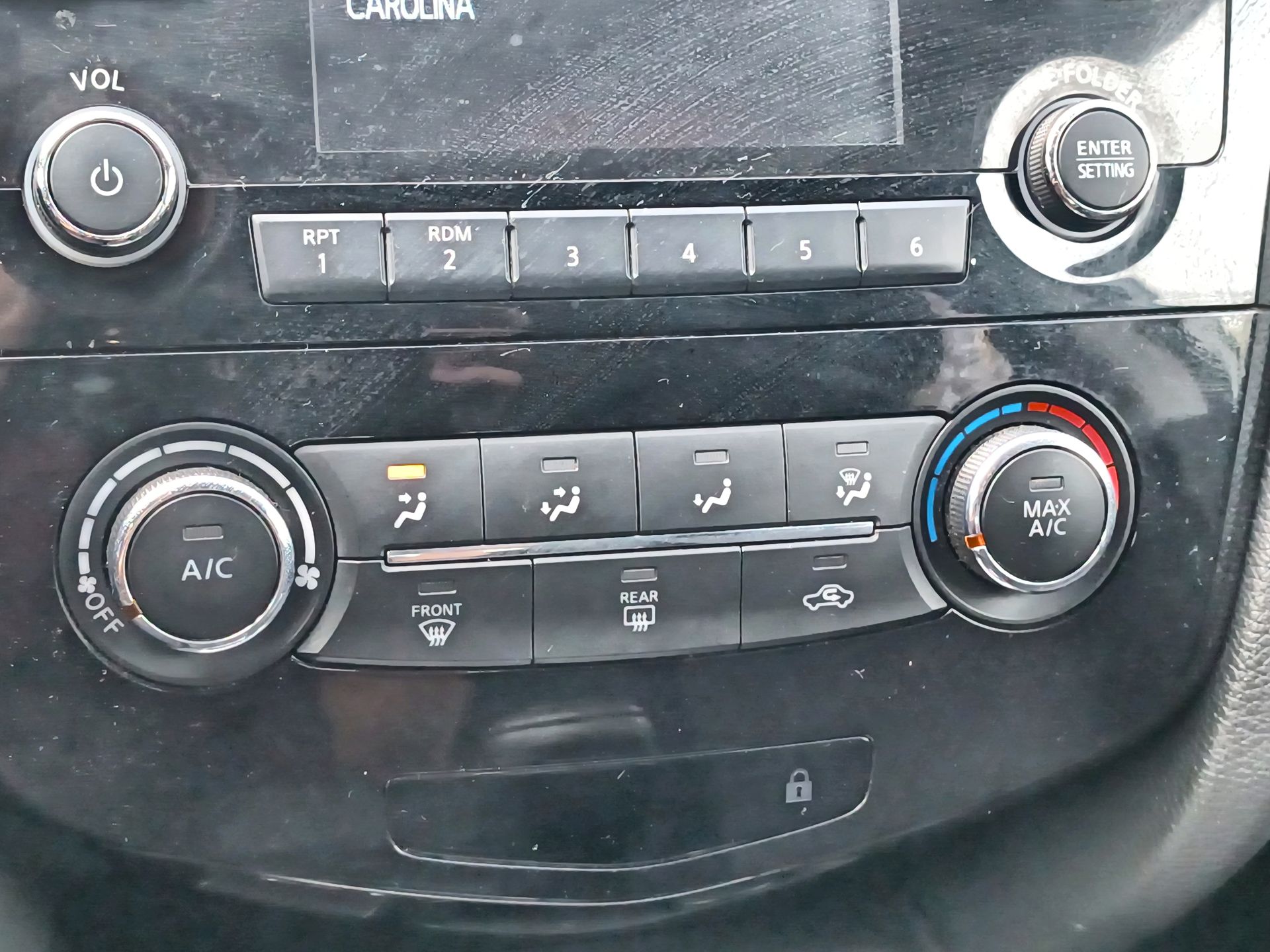 NISSAN - 25