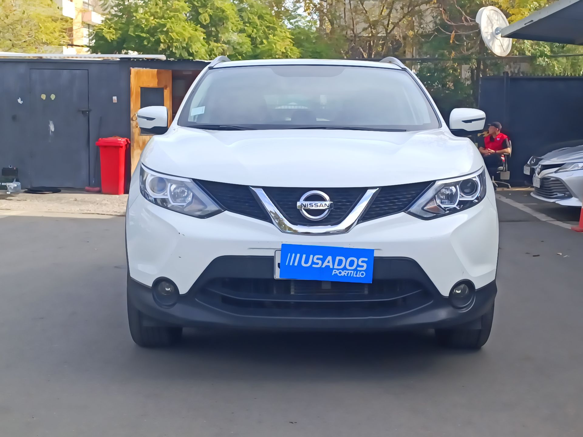 NISSAN - 2