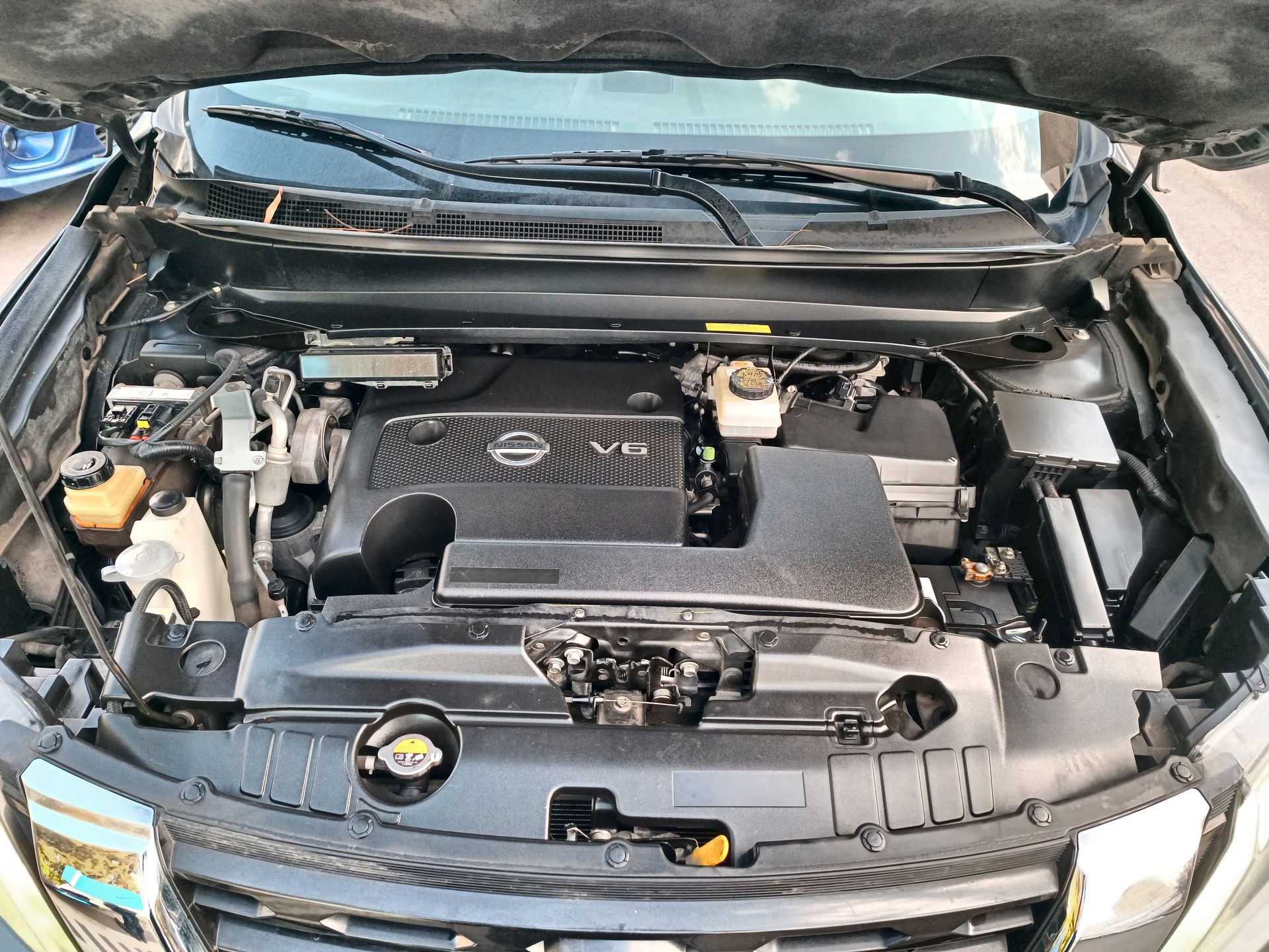 NISSAN - 18