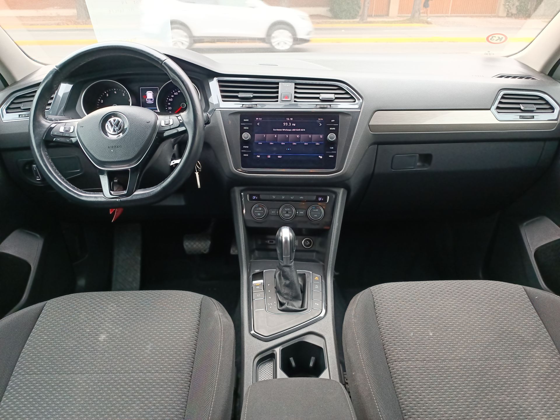 VOLKSWAGEN - 30