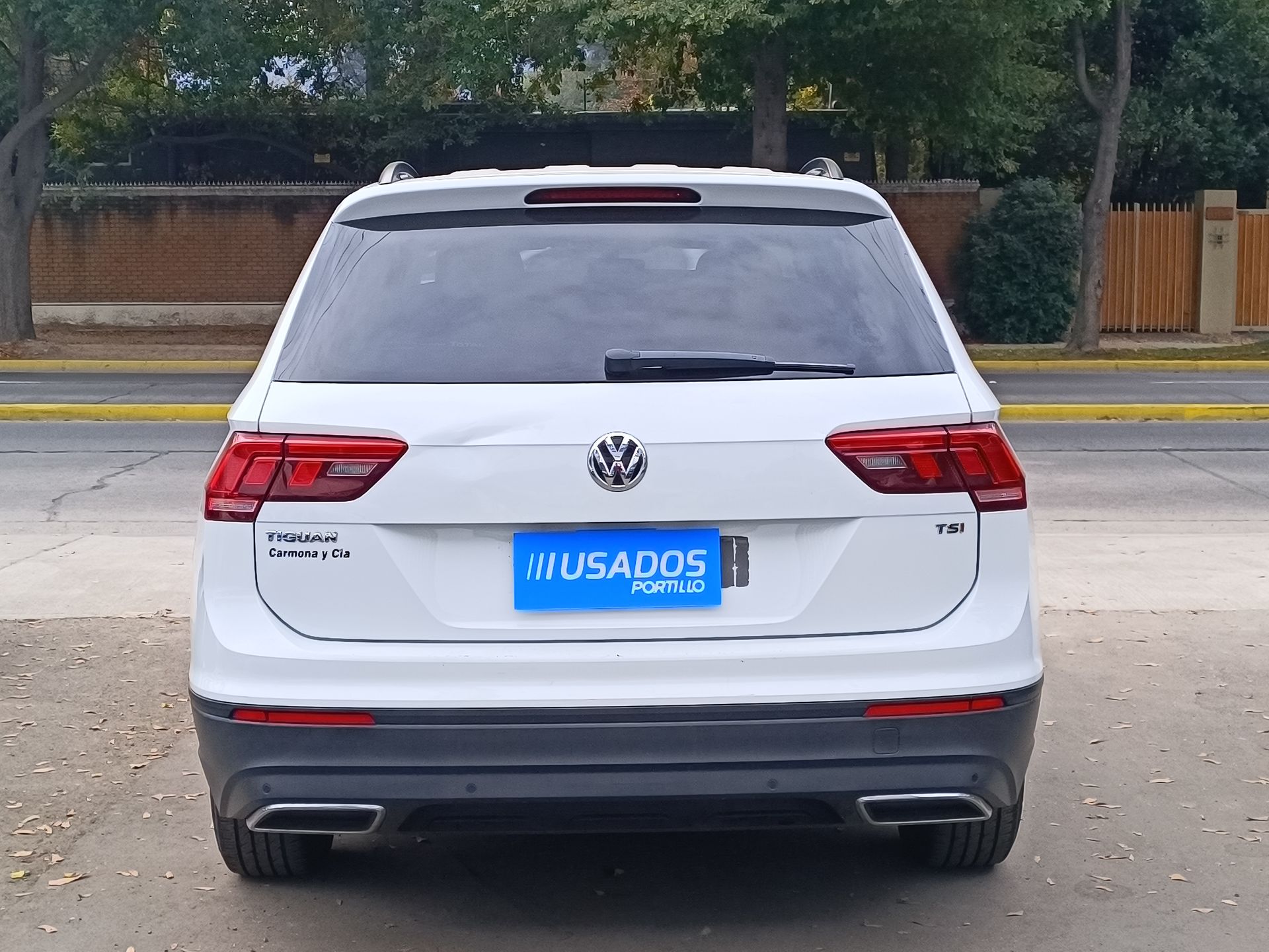 VOLKSWAGEN - 6