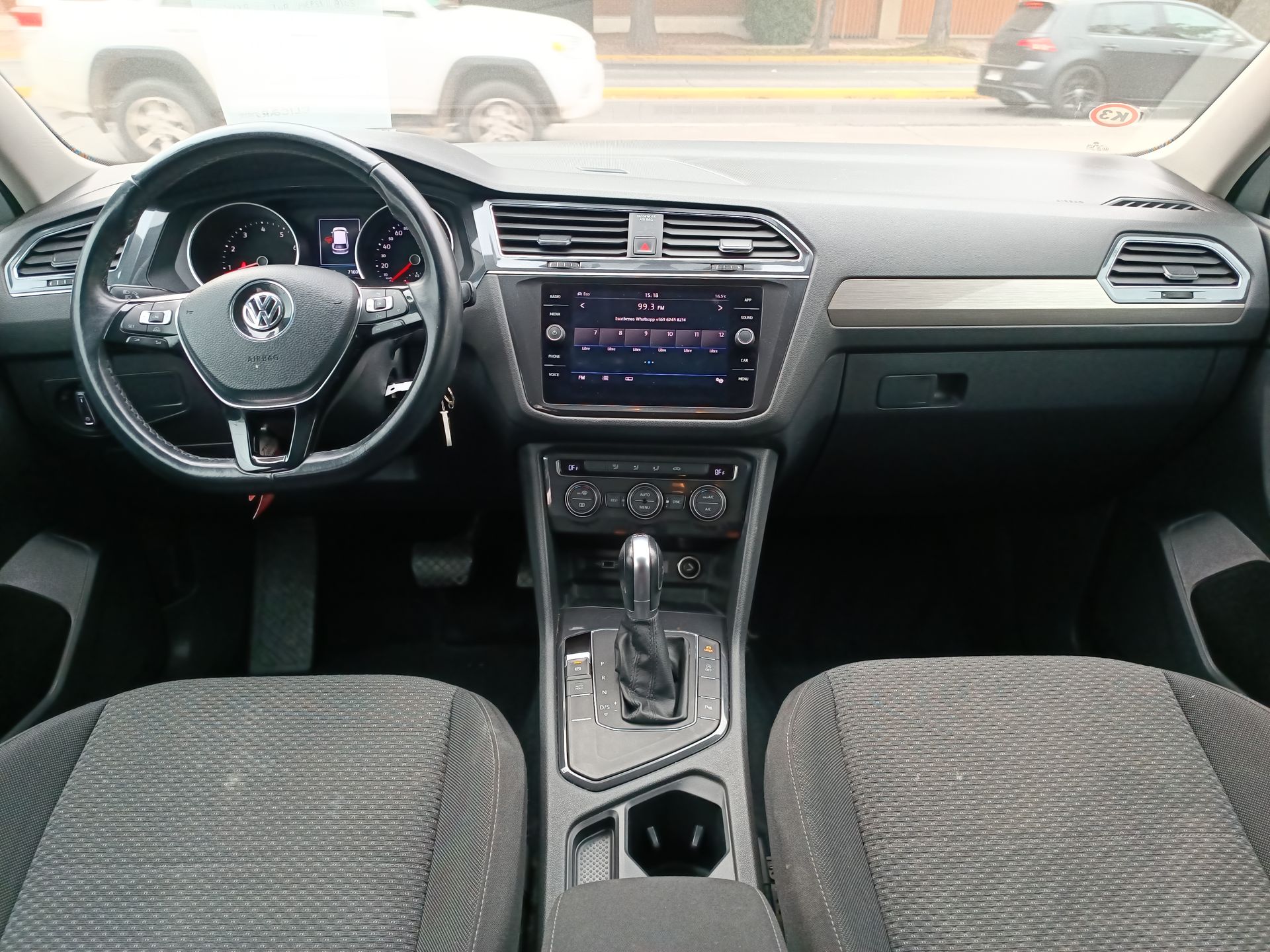 VOLKSWAGEN - 9