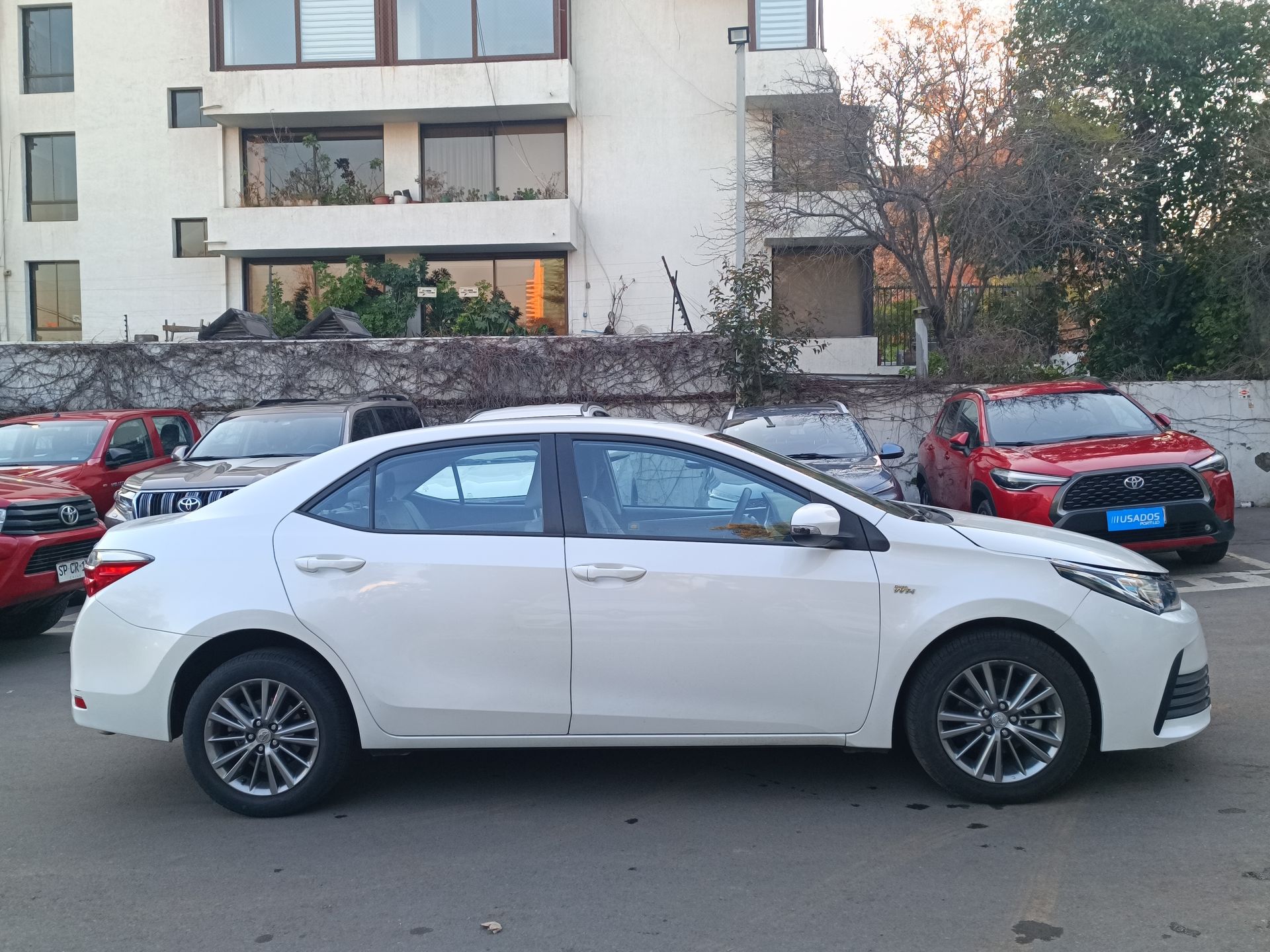 TOYOTA - 8