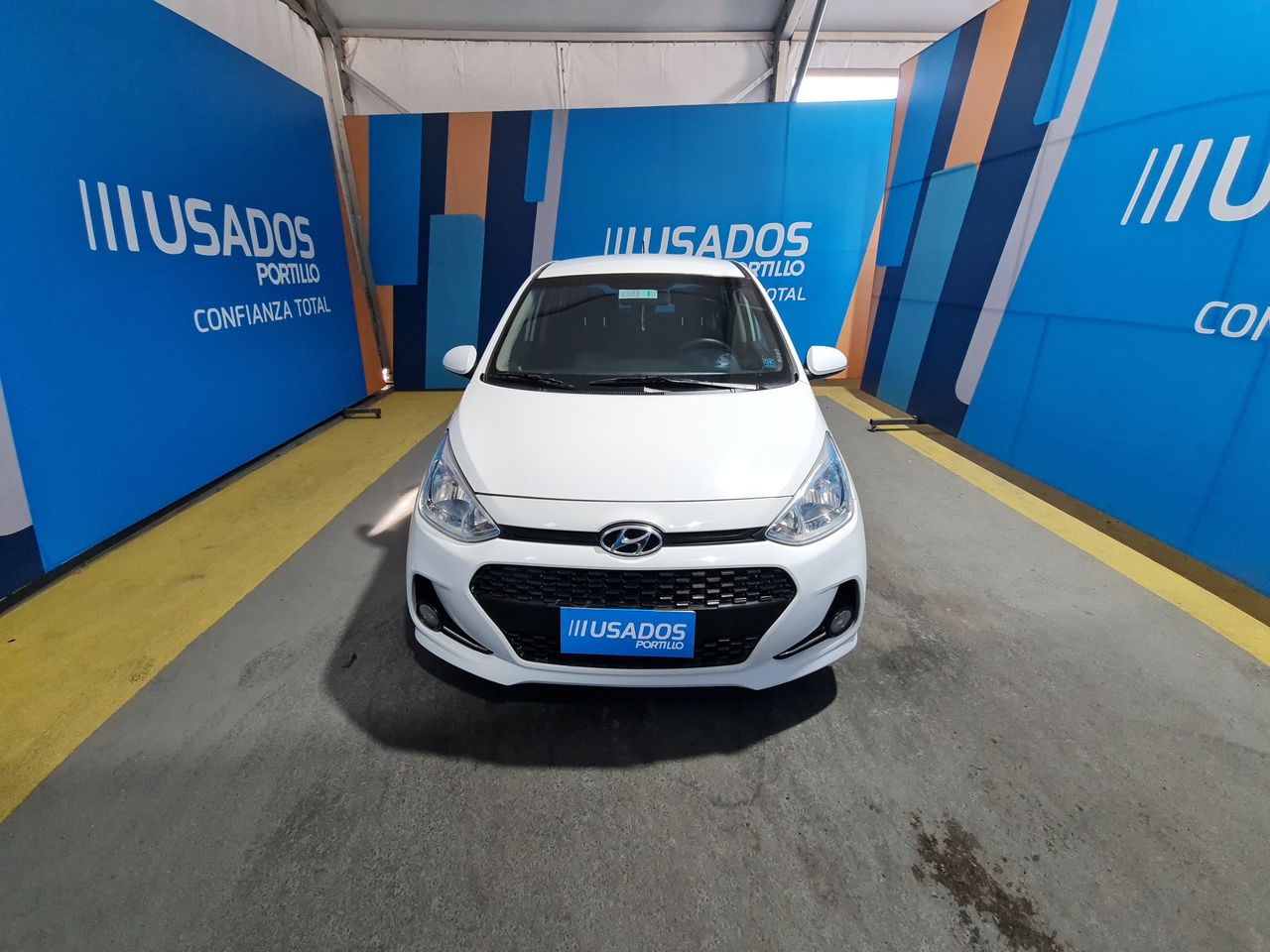 HYUNDAI - 2