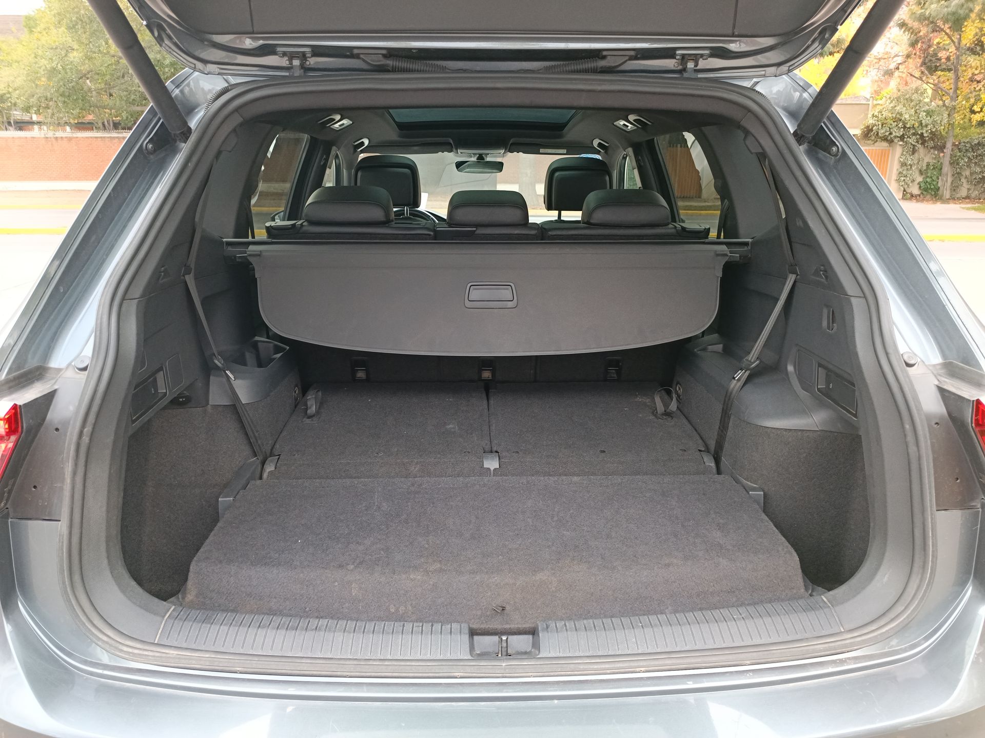 VOLKSWAGEN - 31