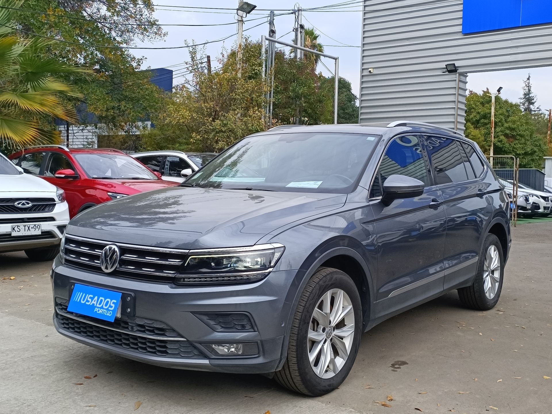 VOLKSWAGEN - 3