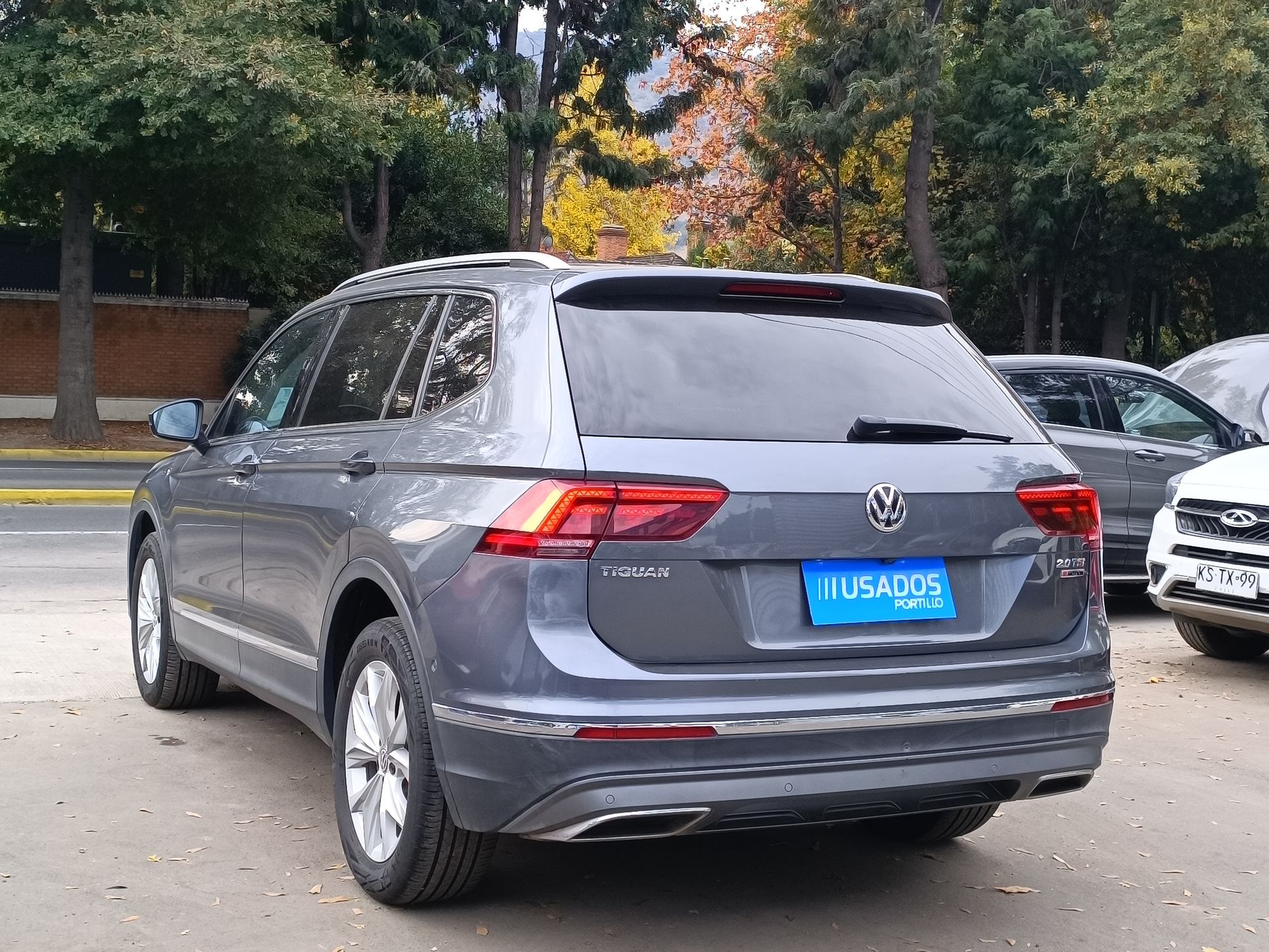 VOLKSWAGEN - 5
