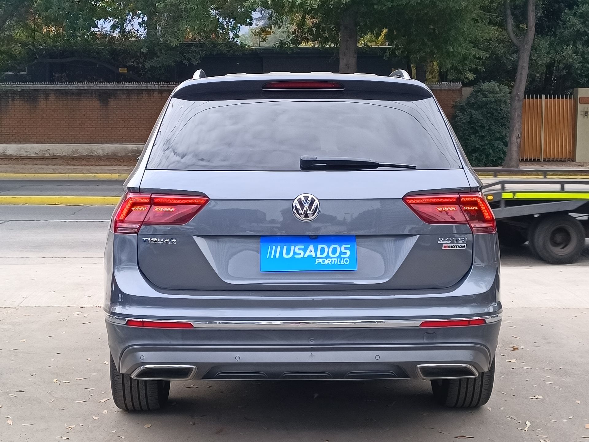 VOLKSWAGEN - 6