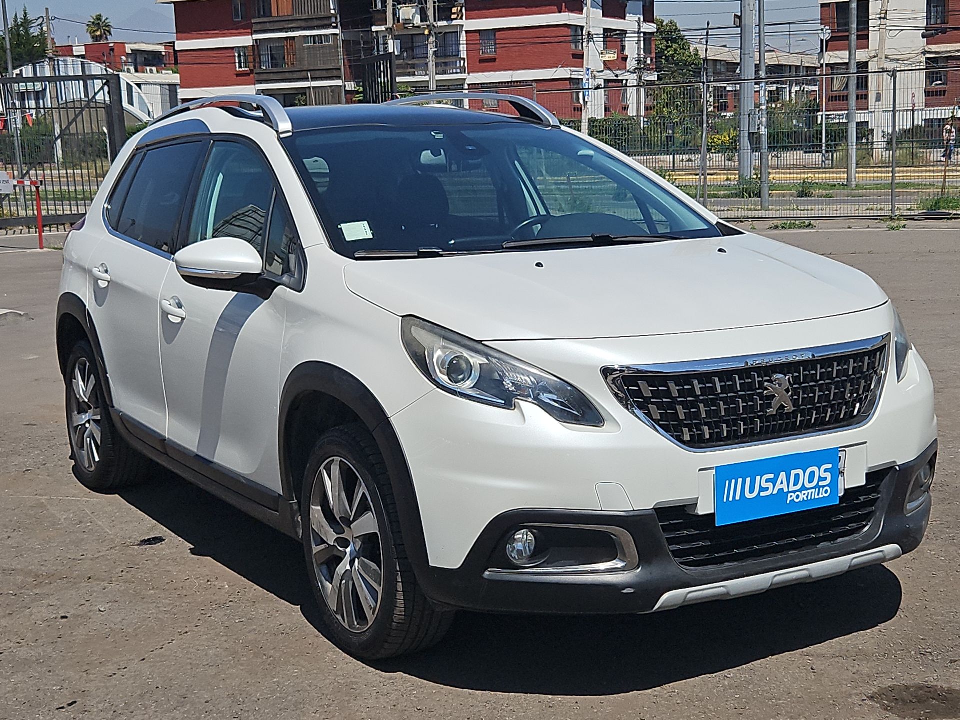 PEUGEOT 2008