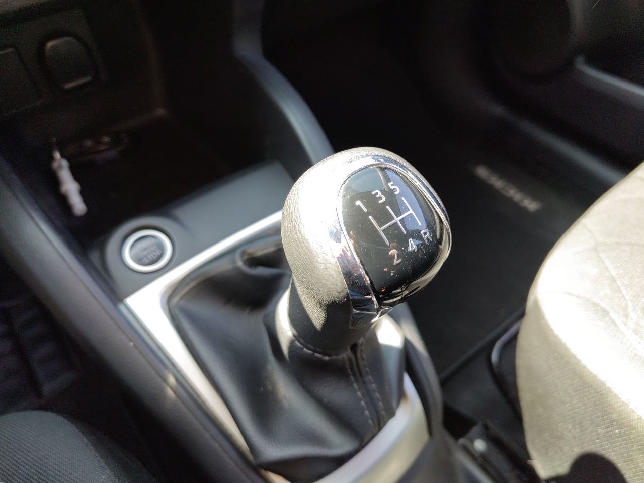 NISSAN - 29