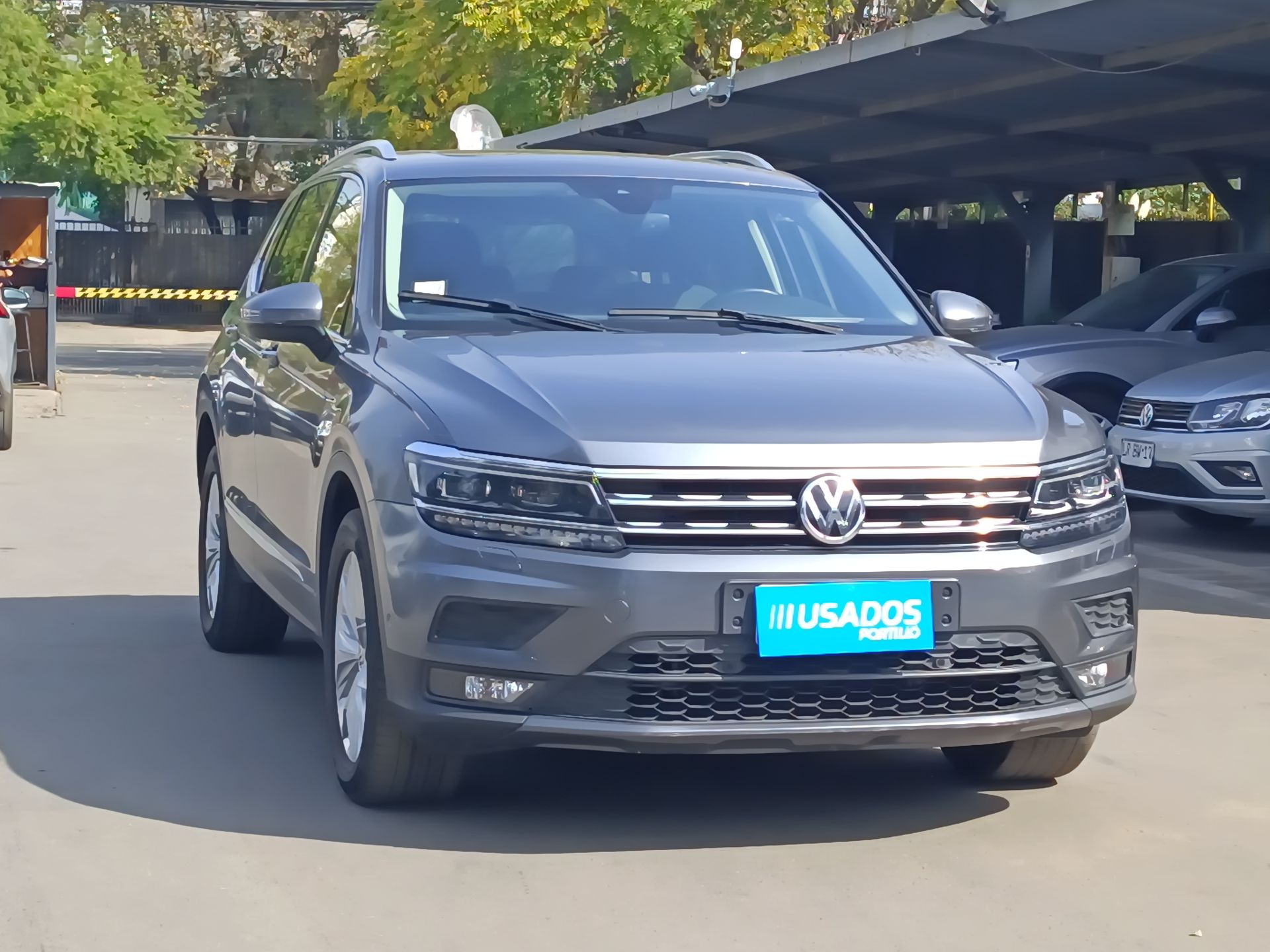 VOLKSWAGEN - 1