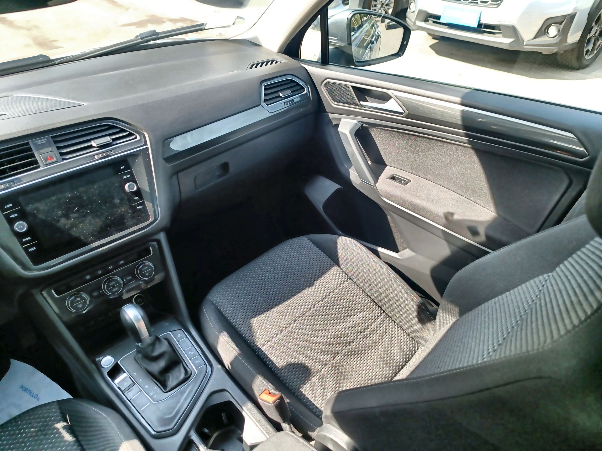 VOLKSWAGEN - 10