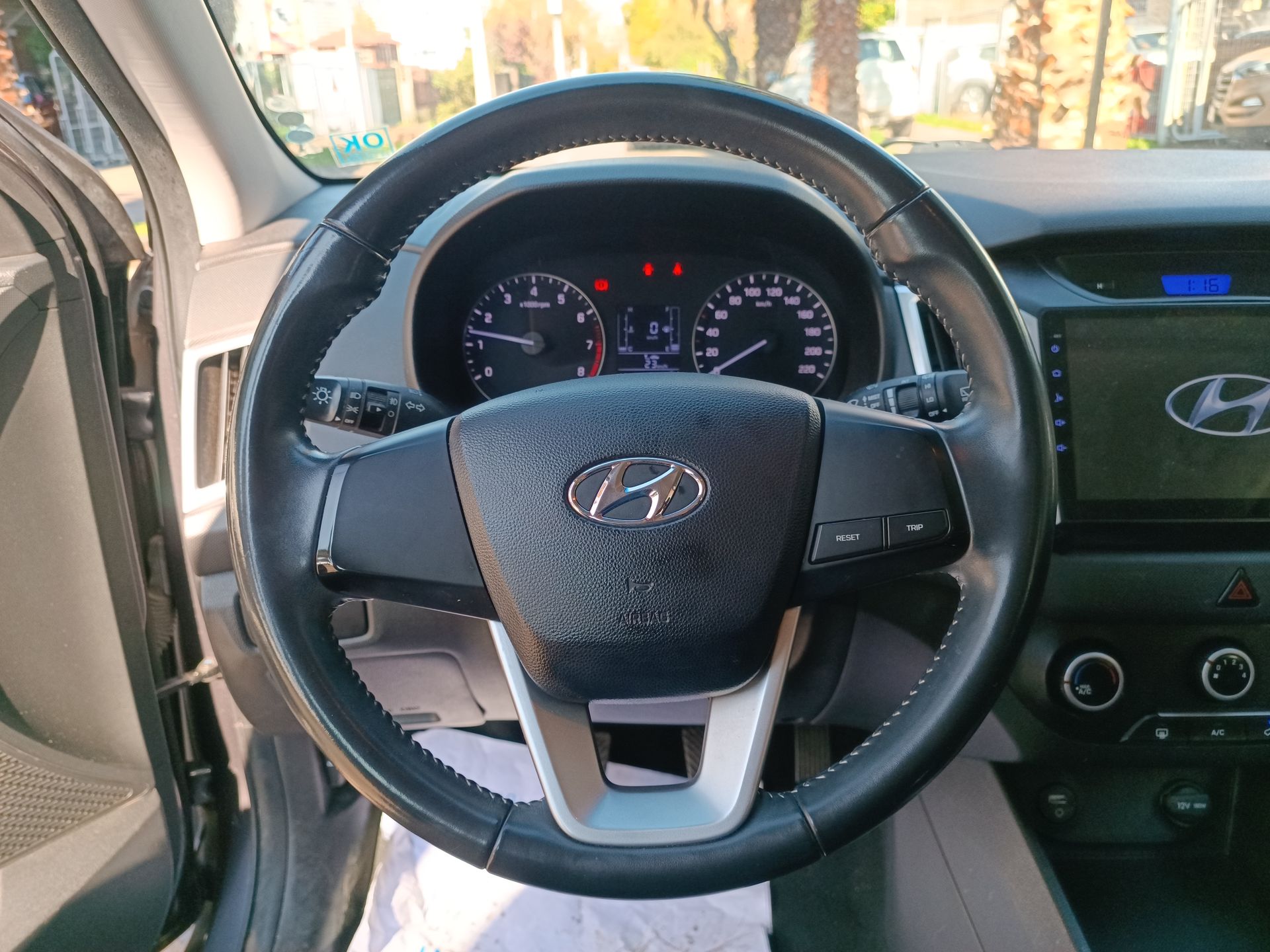 HYUNDAI - 22