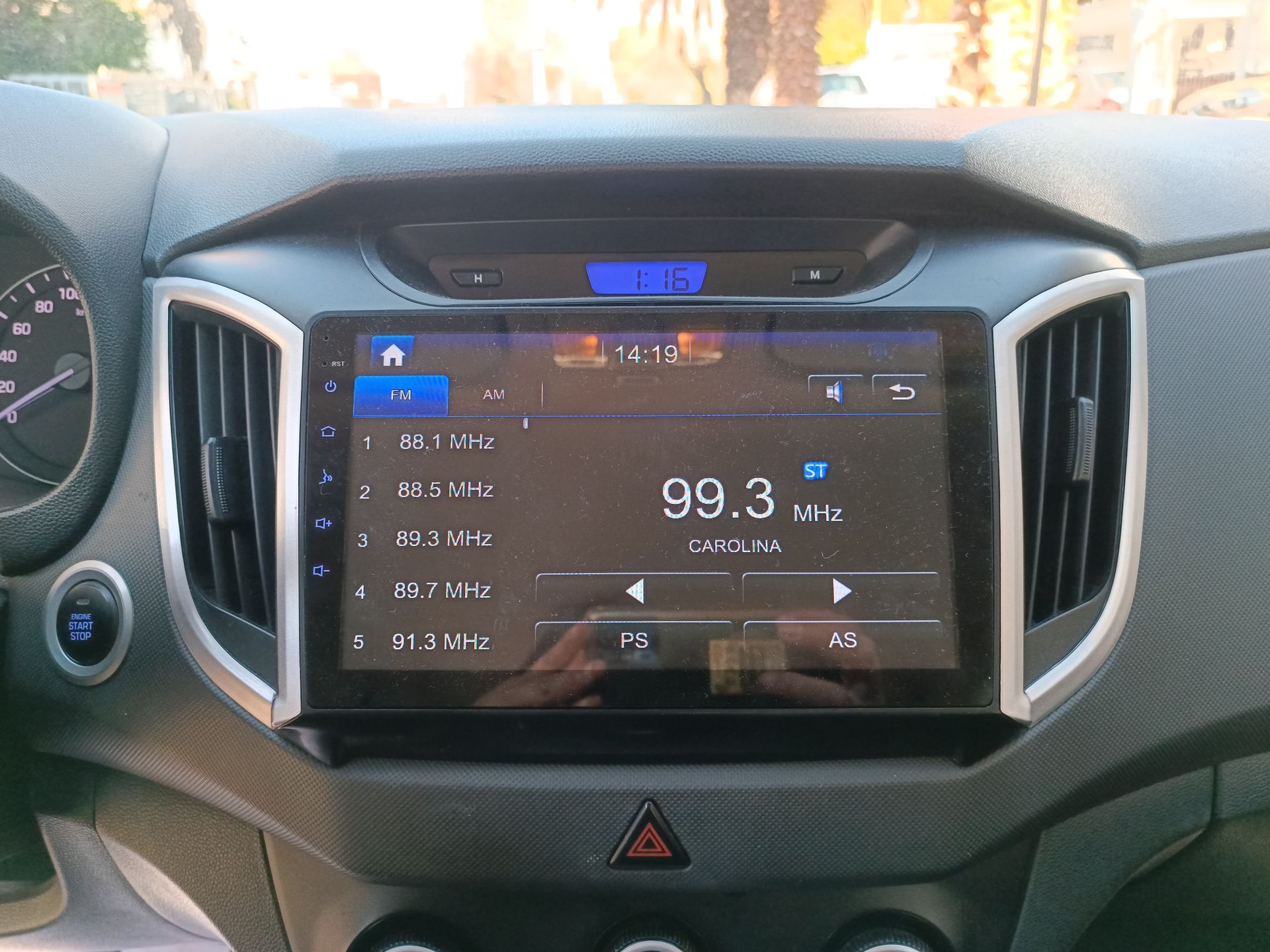 HYUNDAI - 24