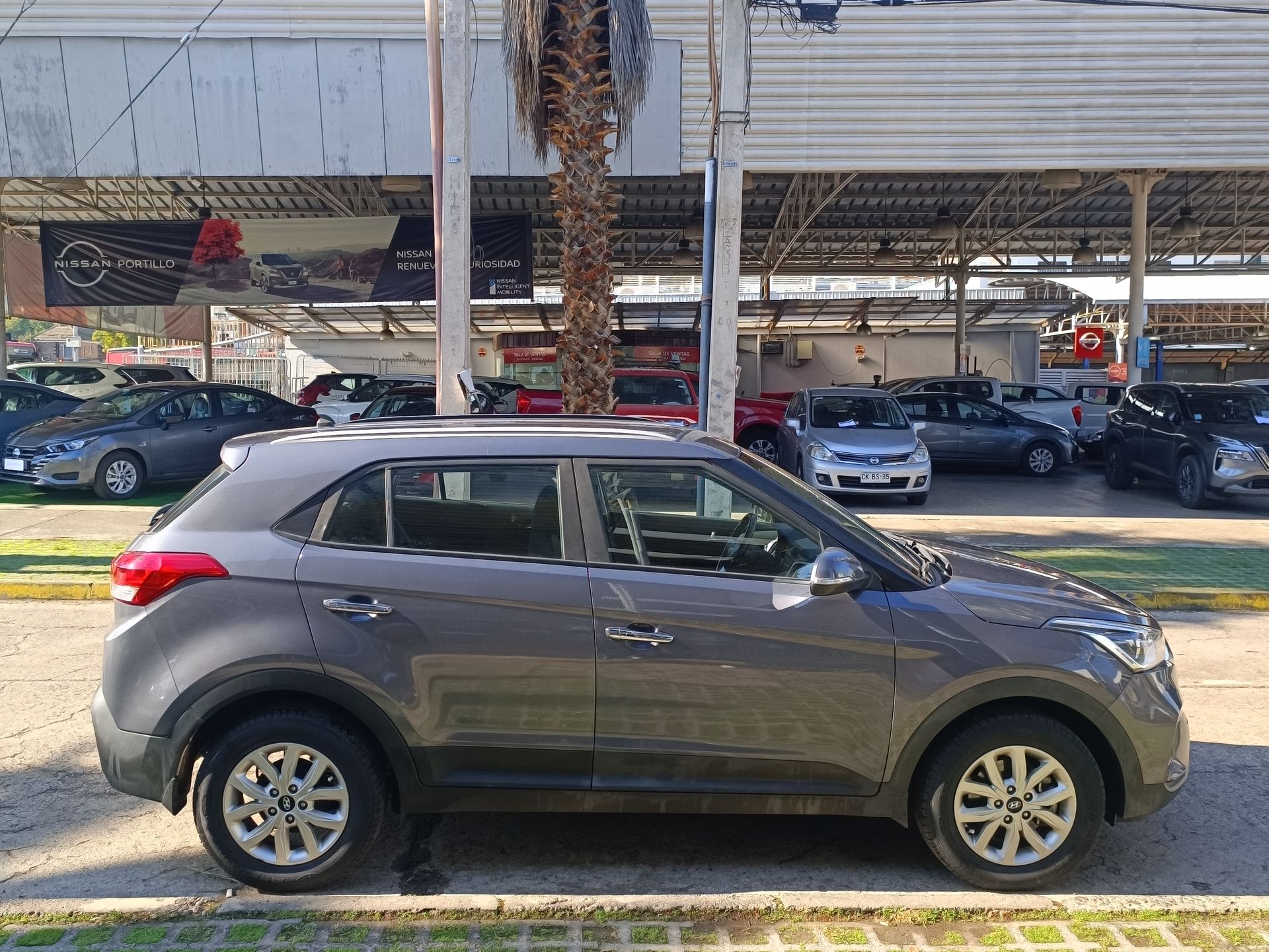 HYUNDAI - 8