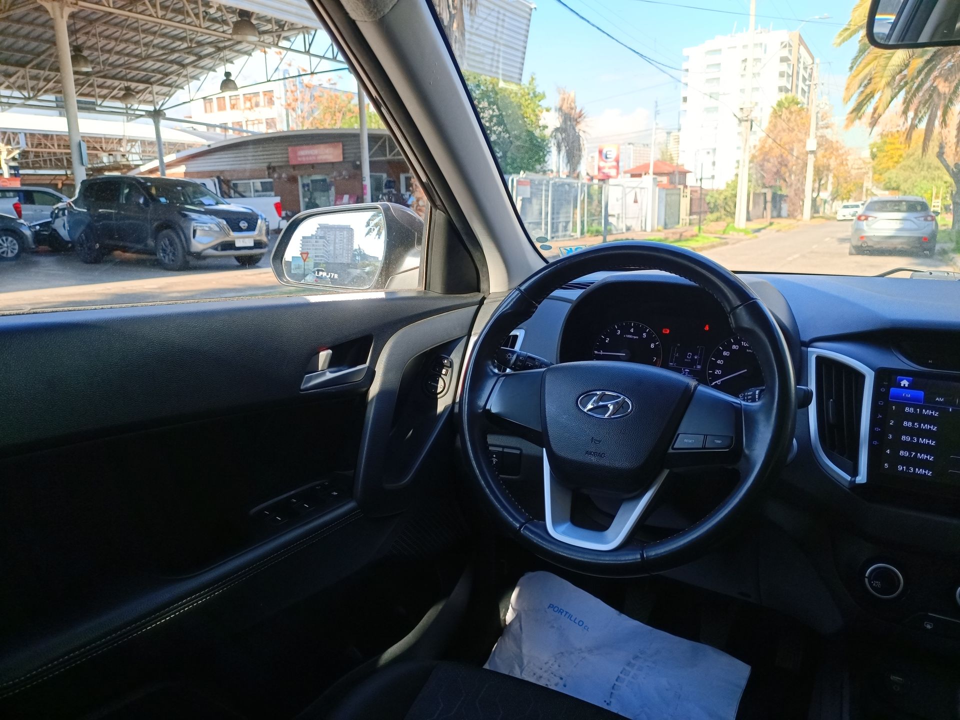 HYUNDAI - 16